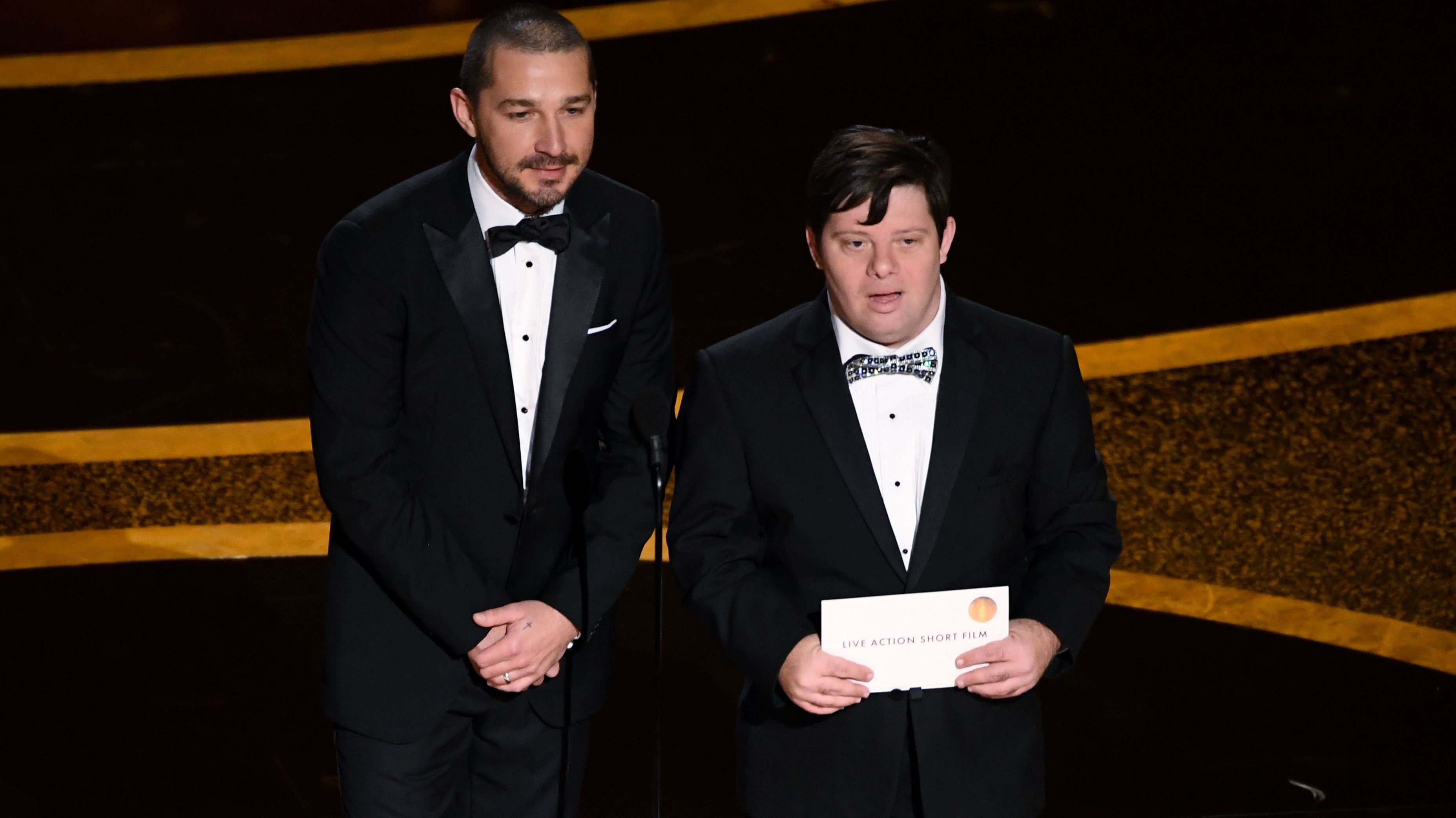 Anyja szerint nem Down-szindrómás gyerekén nevetett Shia LaBeouf az Oscaron