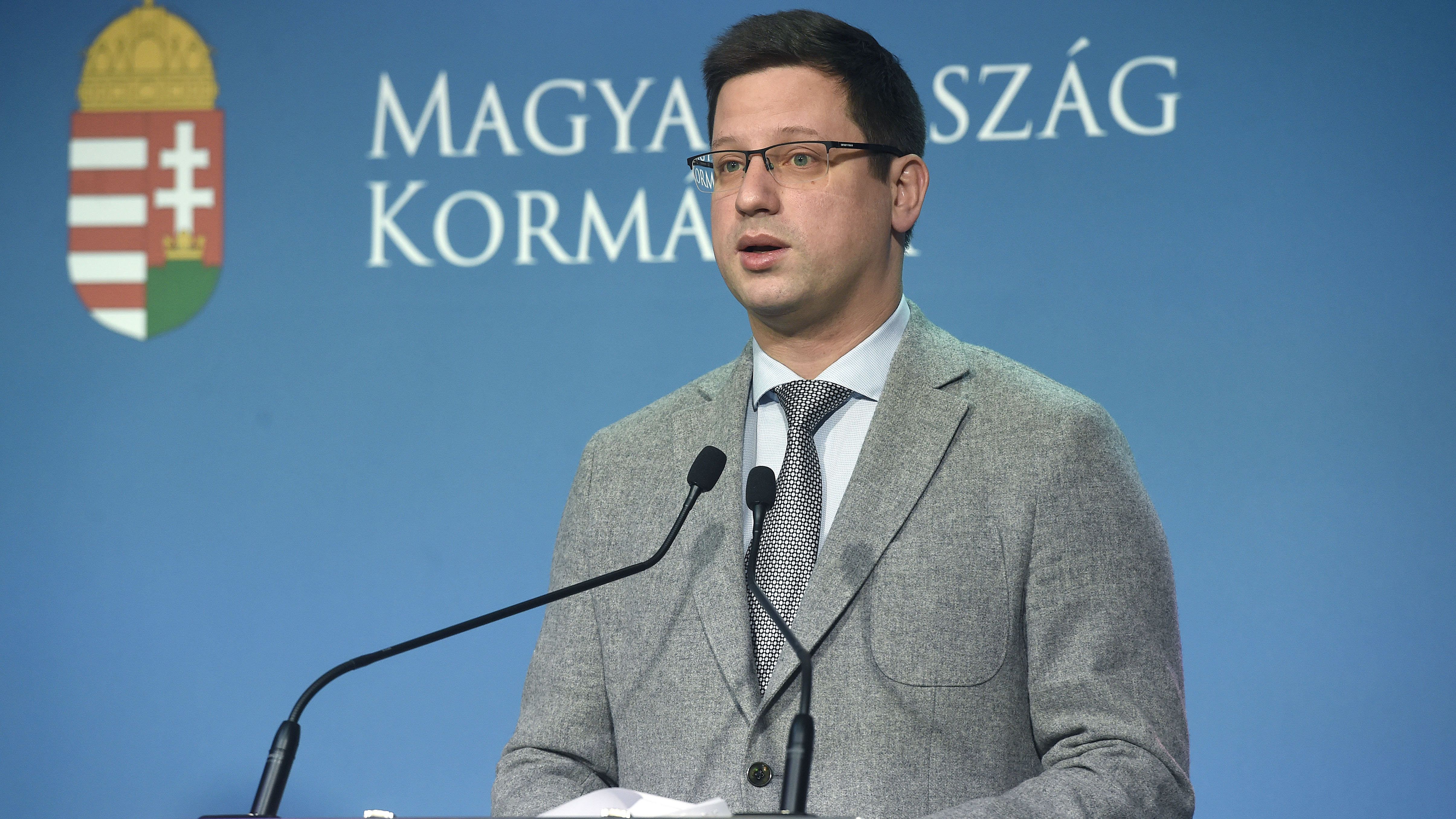 Gulyás Gergely: 9 kérdés lesz a nemzeti konzultációban