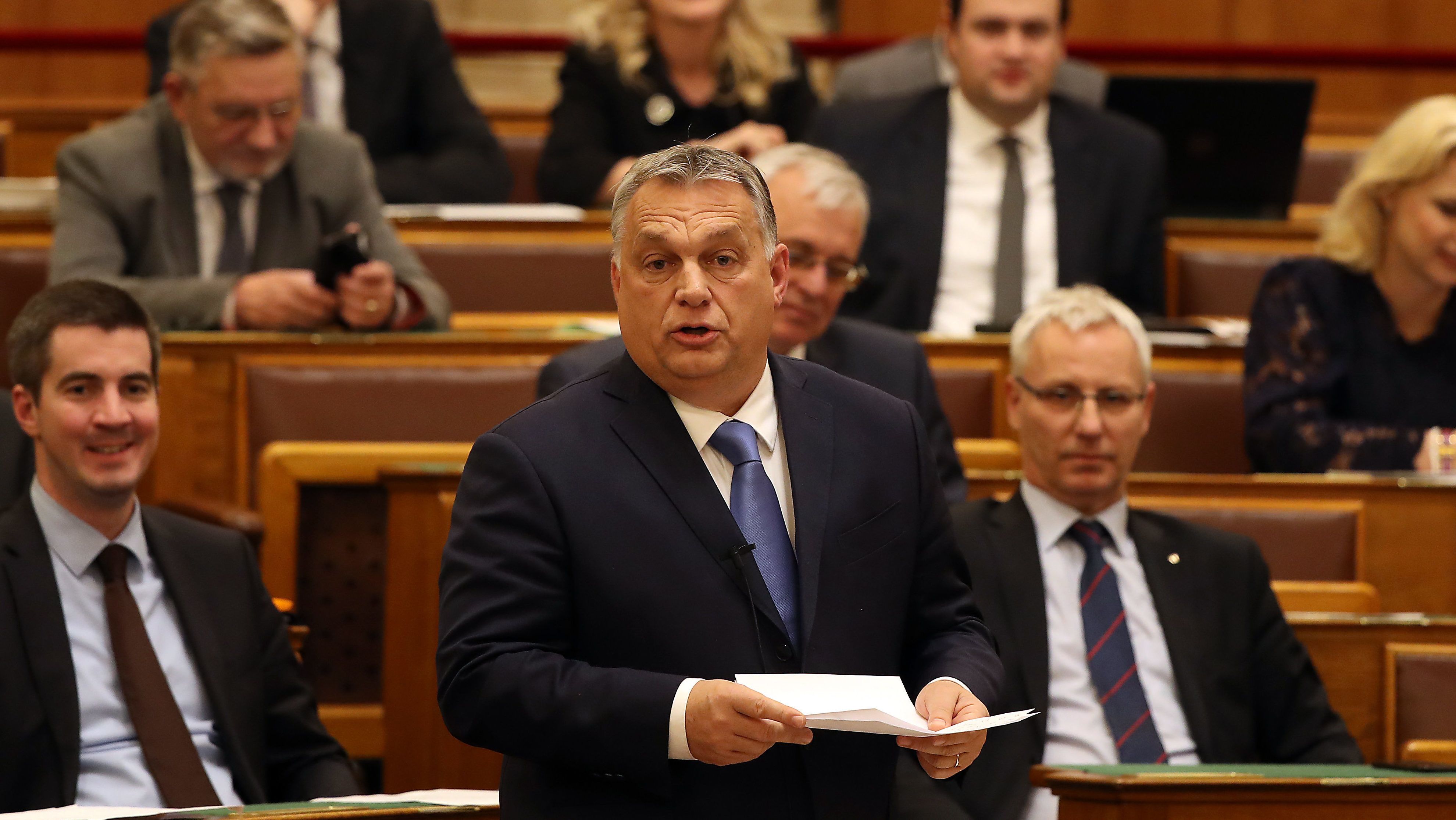 Ezért nem szólalt fel Orbán a parlamentben