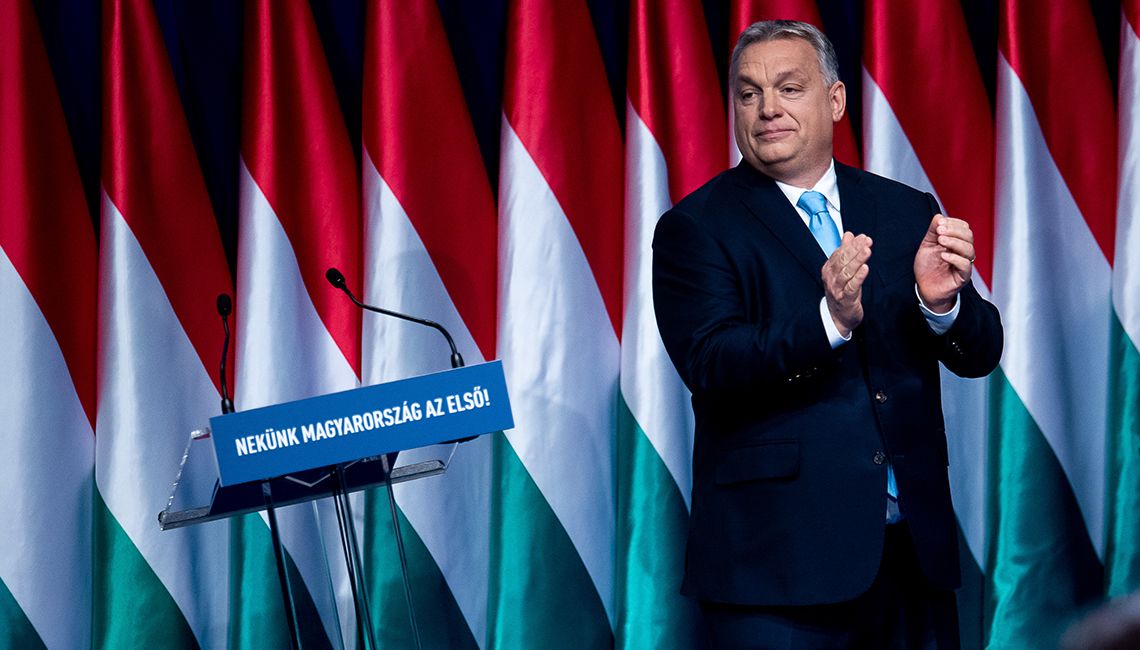 Német lap: Orbánnak az uniós pénzek abszurd eltékozlásáról kellene konzultációt indítania