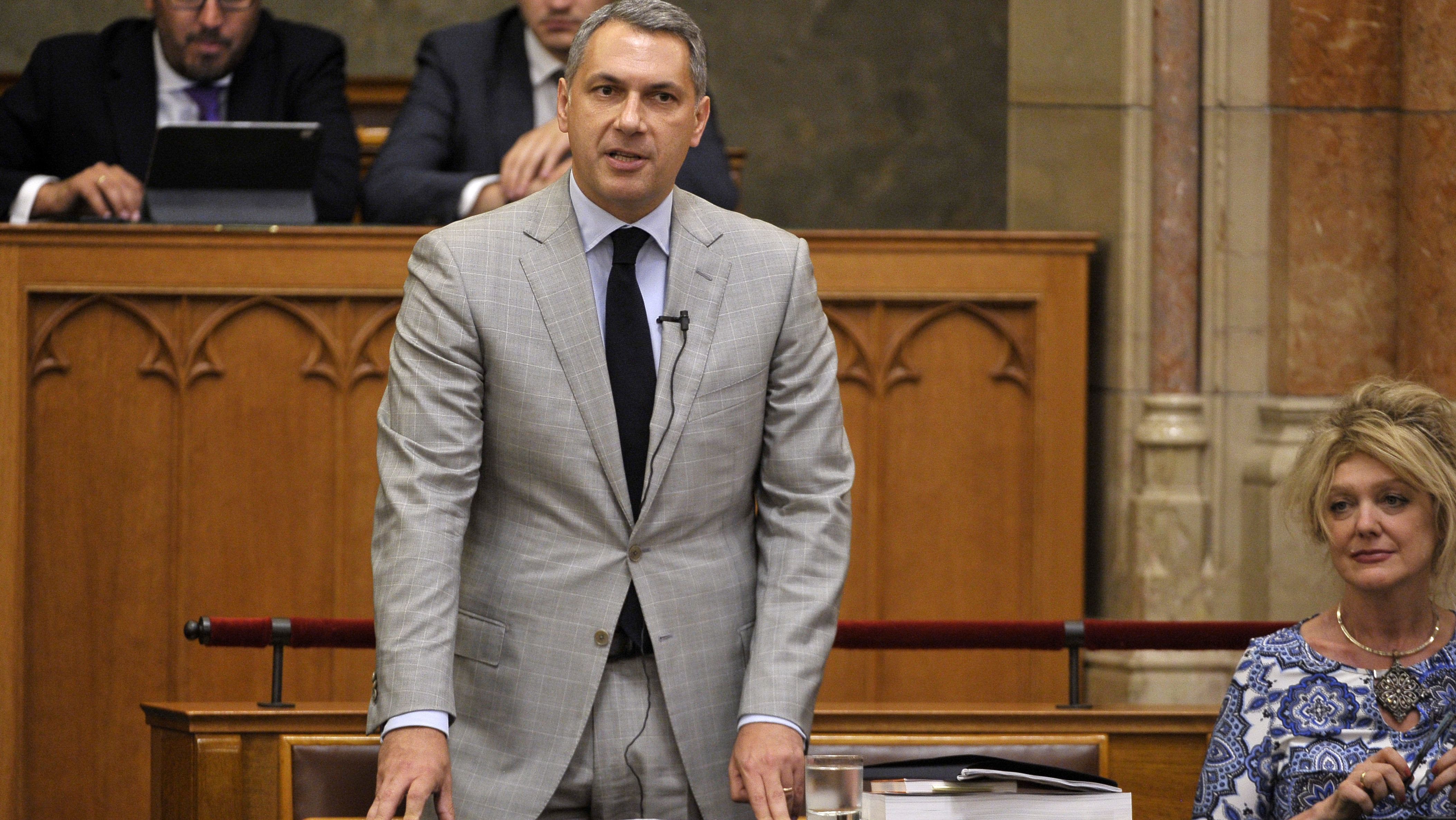 Lázár: A Fidesz vezetői jobban járnak, ha most szembesülnek a problémákkal