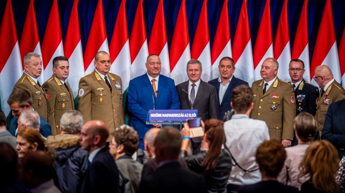 Párt/állami rendezvény volt Orbán évértékelője