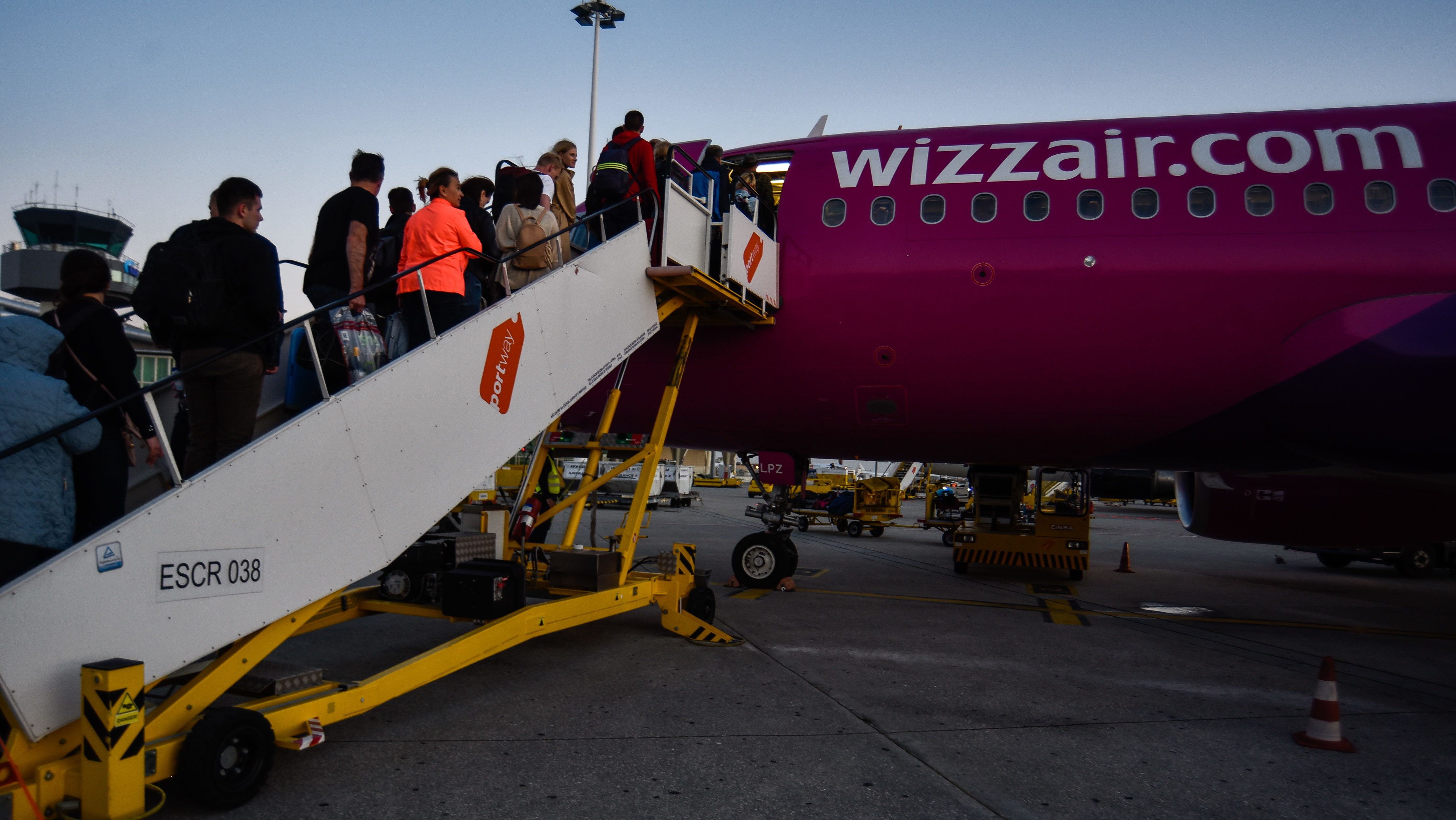 Koronavírusos betegek utaztak a Wizz Air két járatán