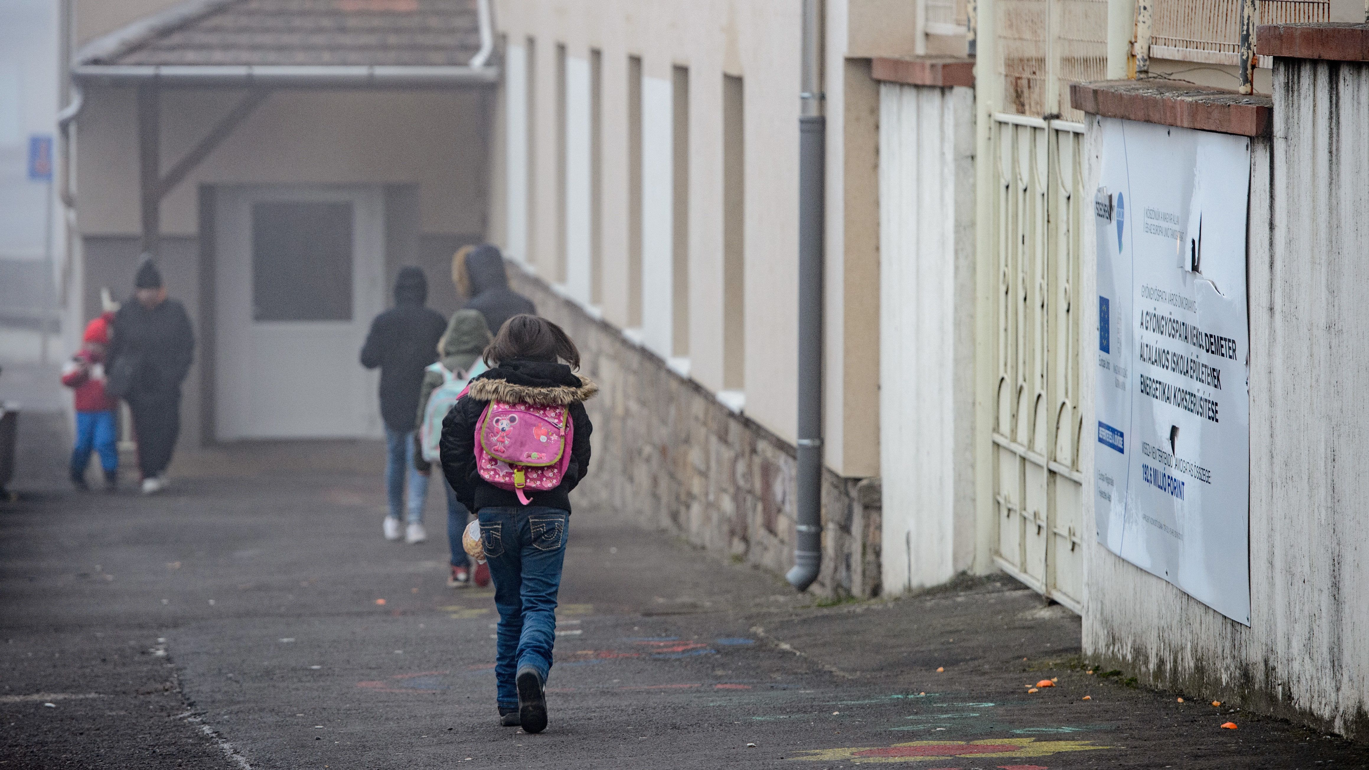 Európai Bizottság: a magyar gazdaság szárnyal, de az oktatás és az egészségügy helyzete átlag alatti