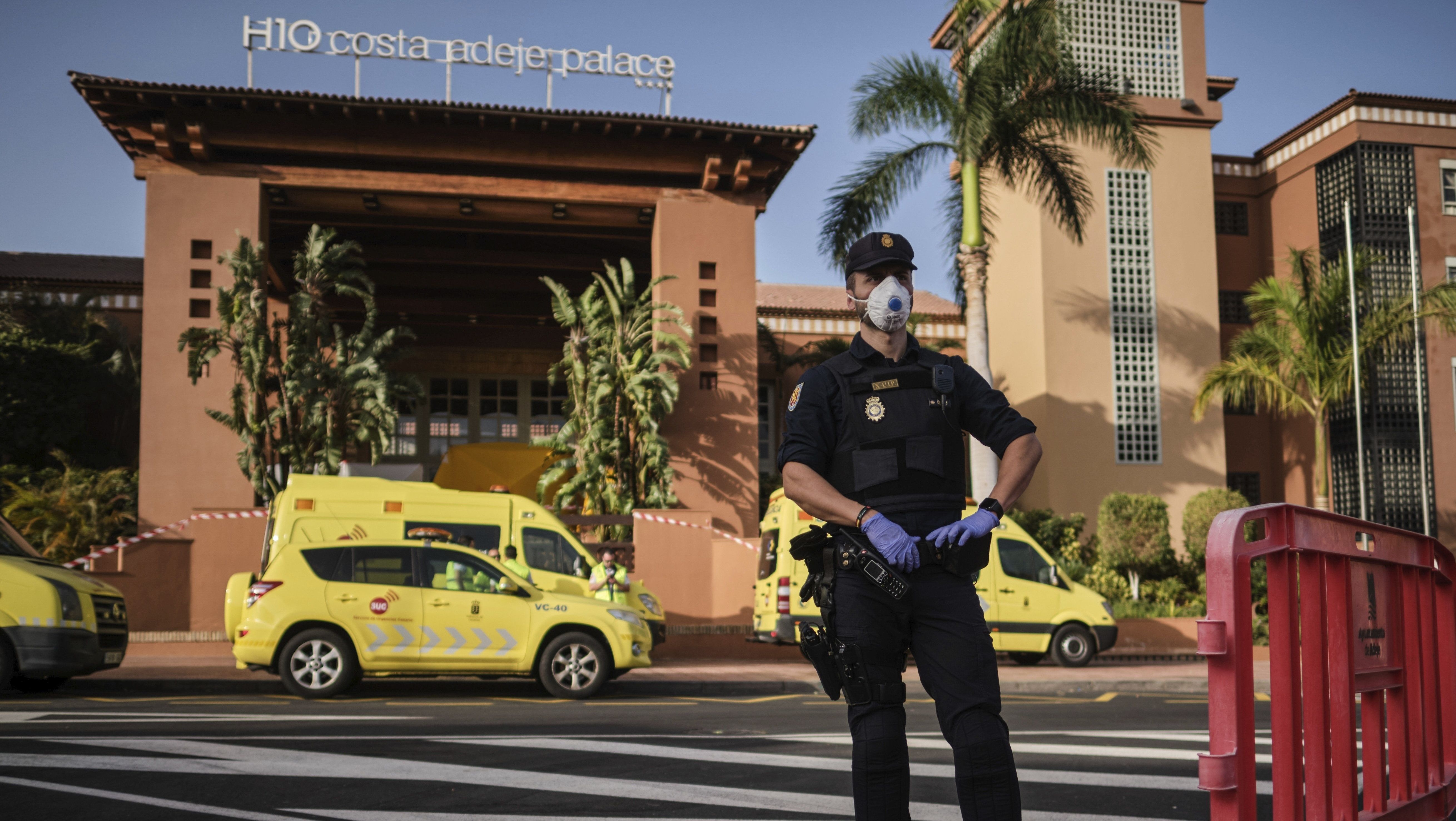 130 vendég elhagyhatja a koronavírus miatt karantén alá vont tenerifei hotelt