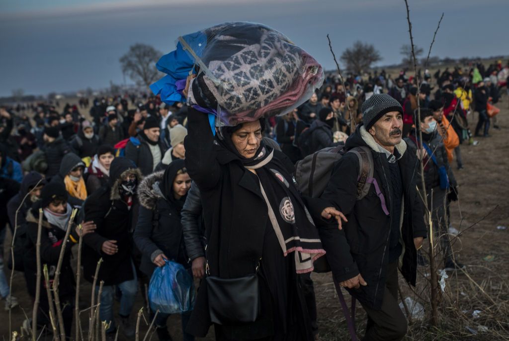 A Frontex szerint a napokban tömeges migrációs áramlások érik el a görög-török határt