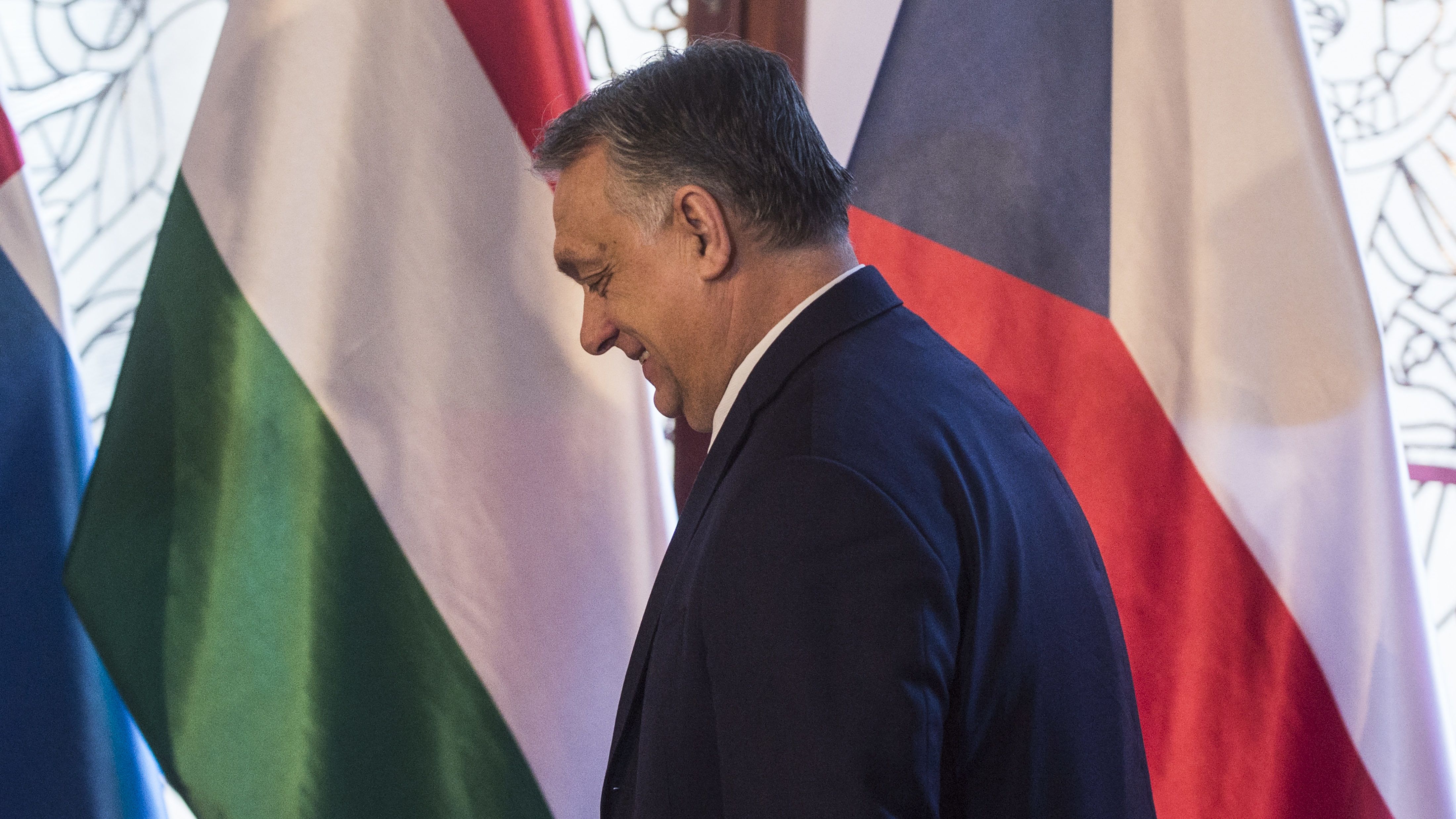 Orbán Viktor Prágában egyeztet a koronavírusról