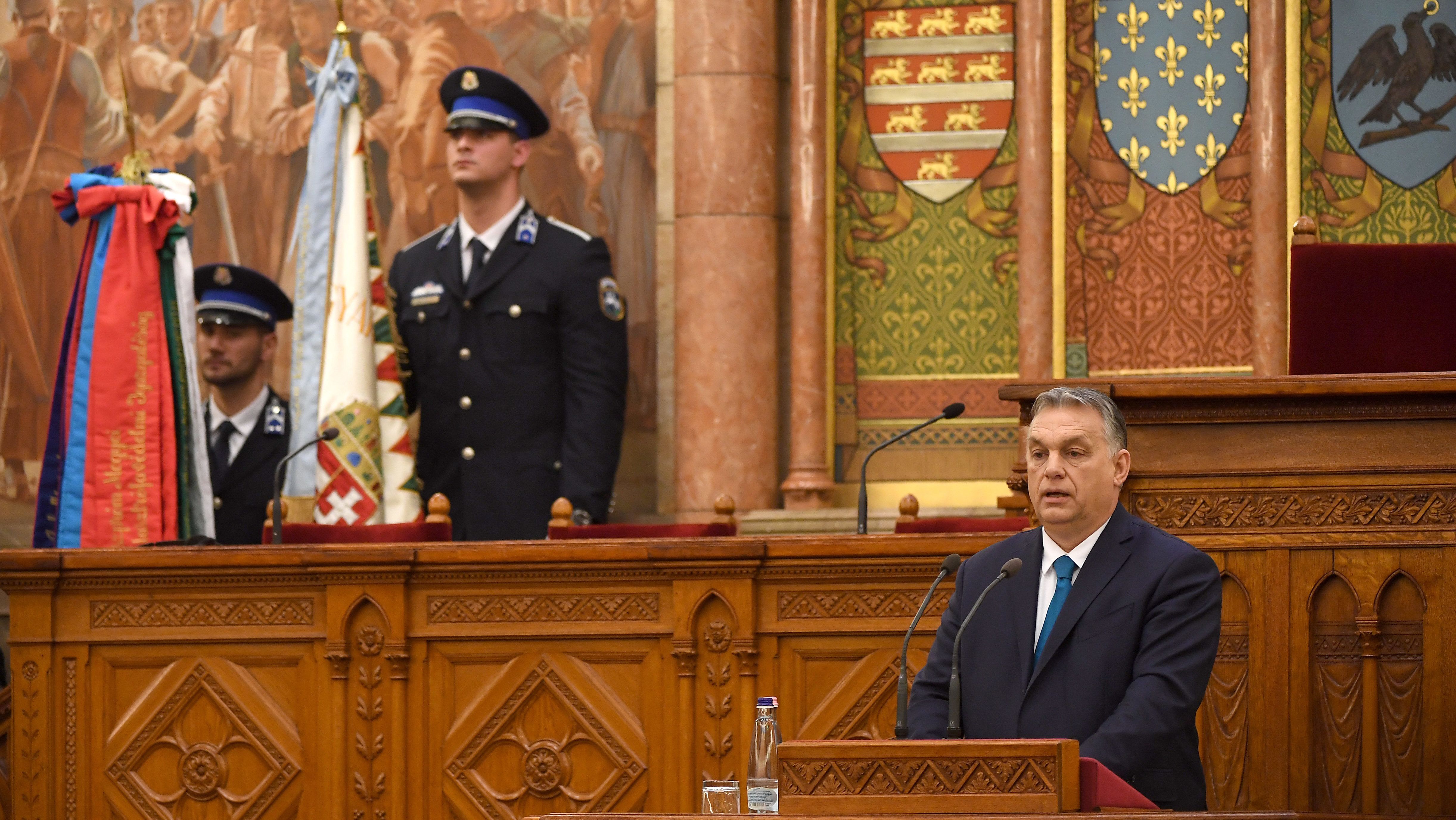 Orbán: Itt kopogtat az ajtónkon a kijózanodás kora