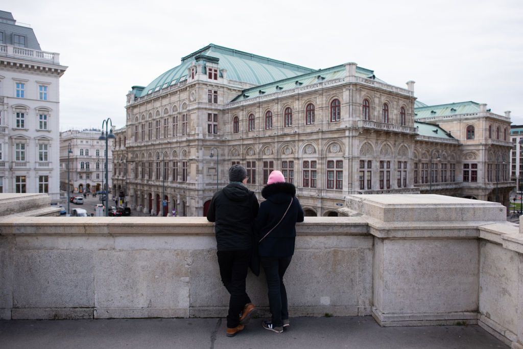 Bécsben már halálos áldozatot követelt a koronavírus