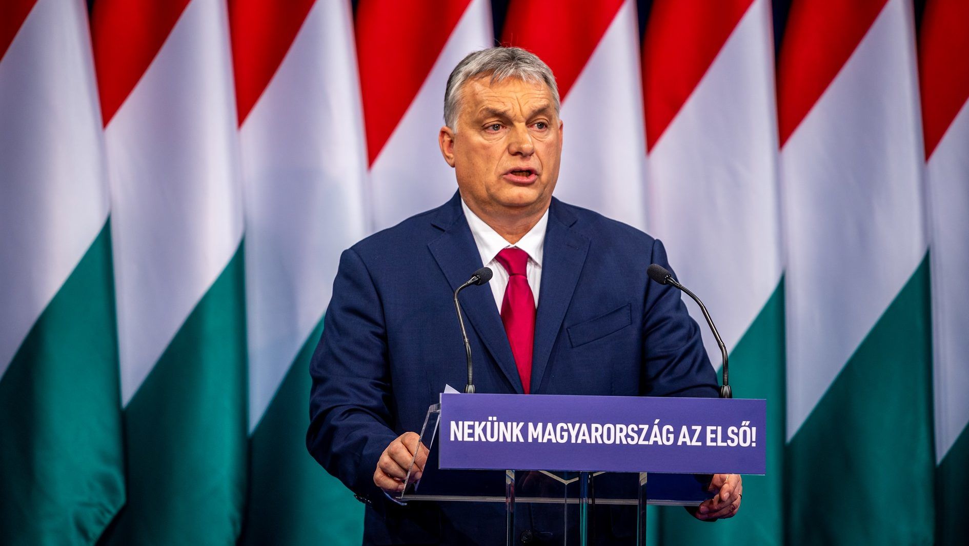 Orbán: Bezárnak az iskolák, digitális oktatás jön