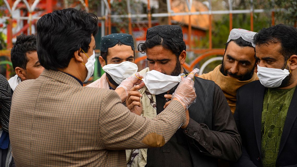 Koronavírus: Afganisztánban eljöhet a nap, amikor össze sem tudják majd gyűjteni a holttesteket