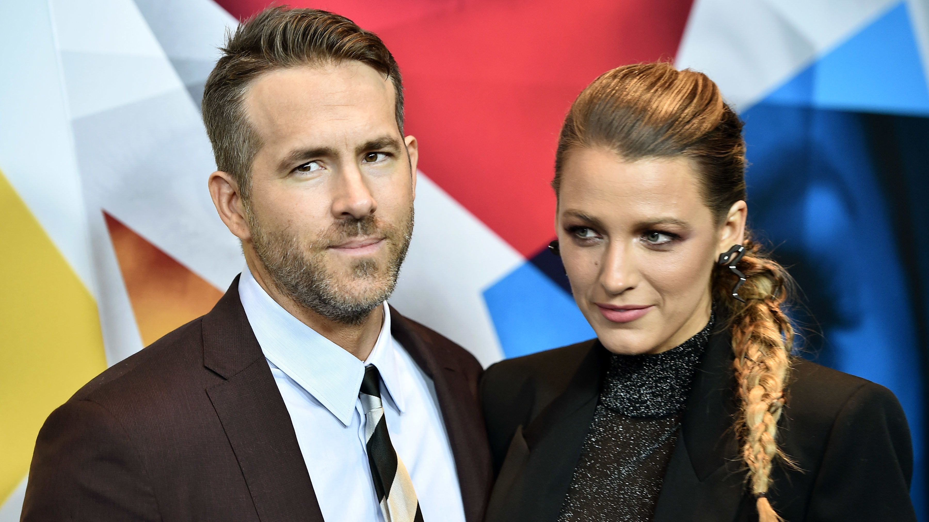 Koronavírus: Ryan Reynolds és Blake Lively 300 millióval támogatják az időseket és a szegény családokat