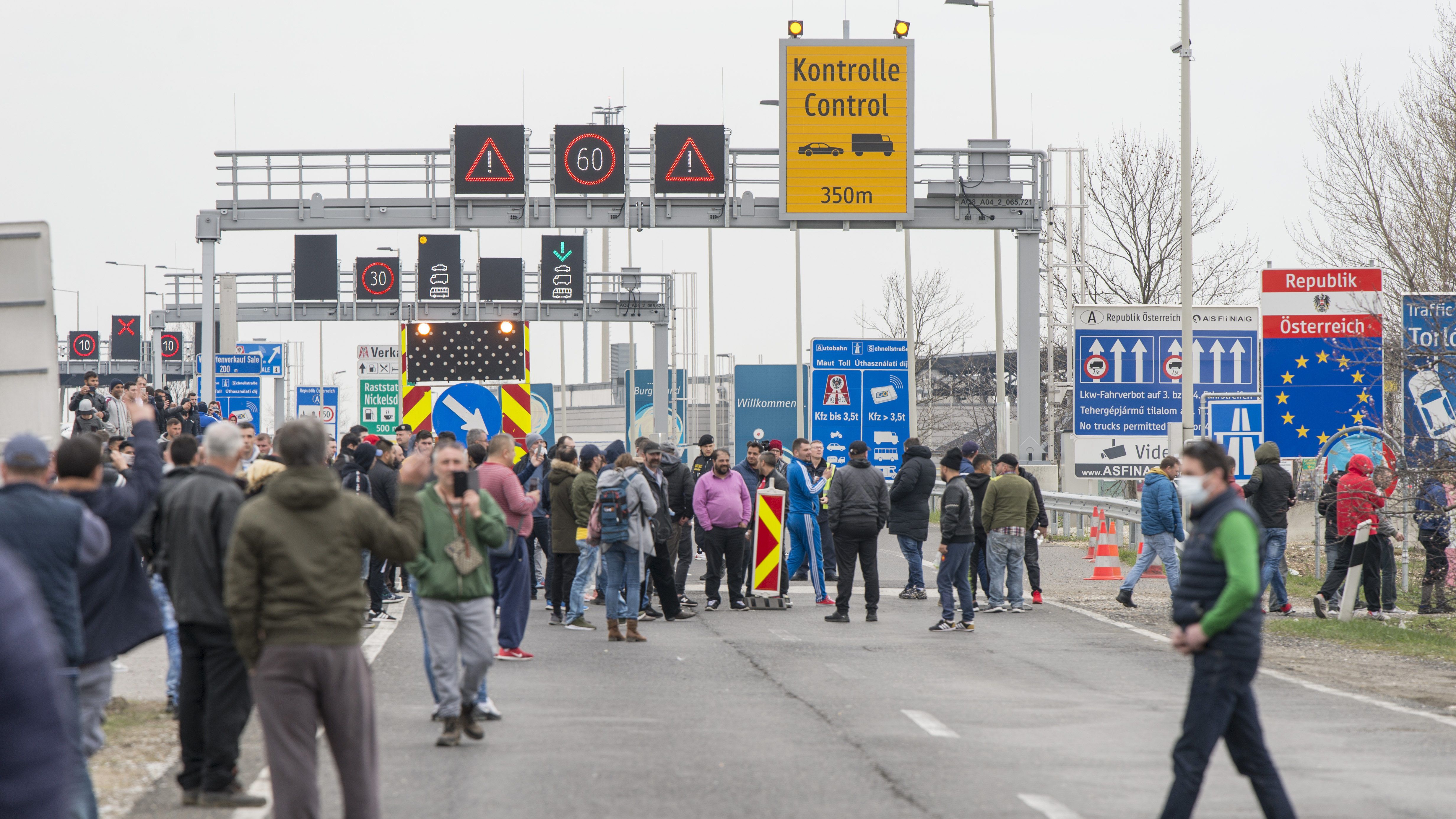 Kedd éjjel átutazhatnak a román és bolgár vendégmunkások az országon