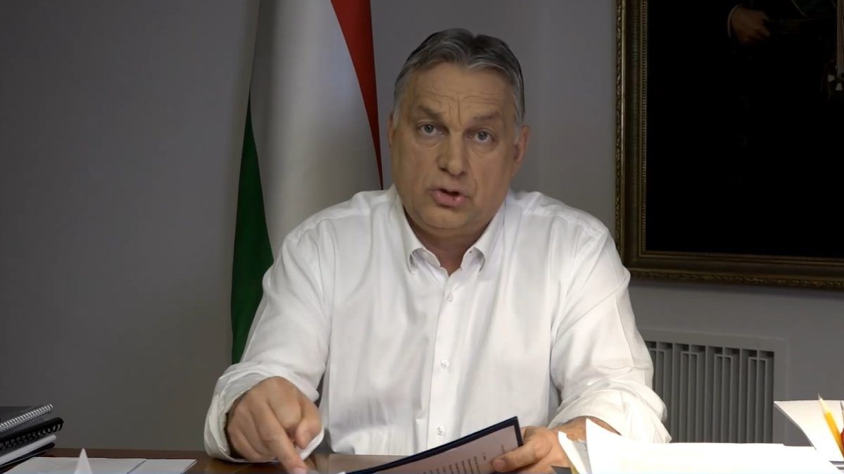 Orbán Viktor bejelent valamit háromkor