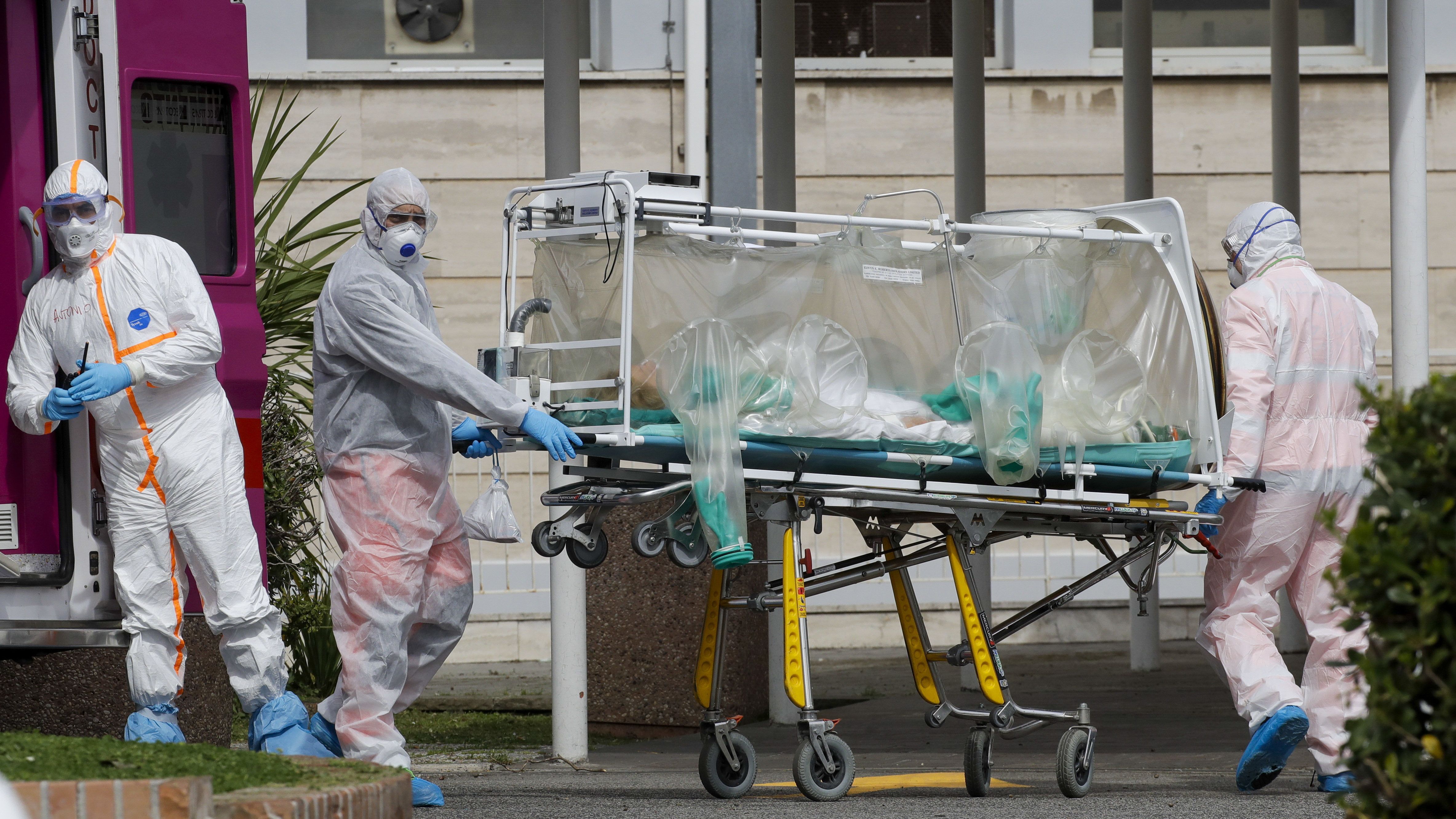 Ezért halhat bele ennyi ember a koronavírusba Olaszországban