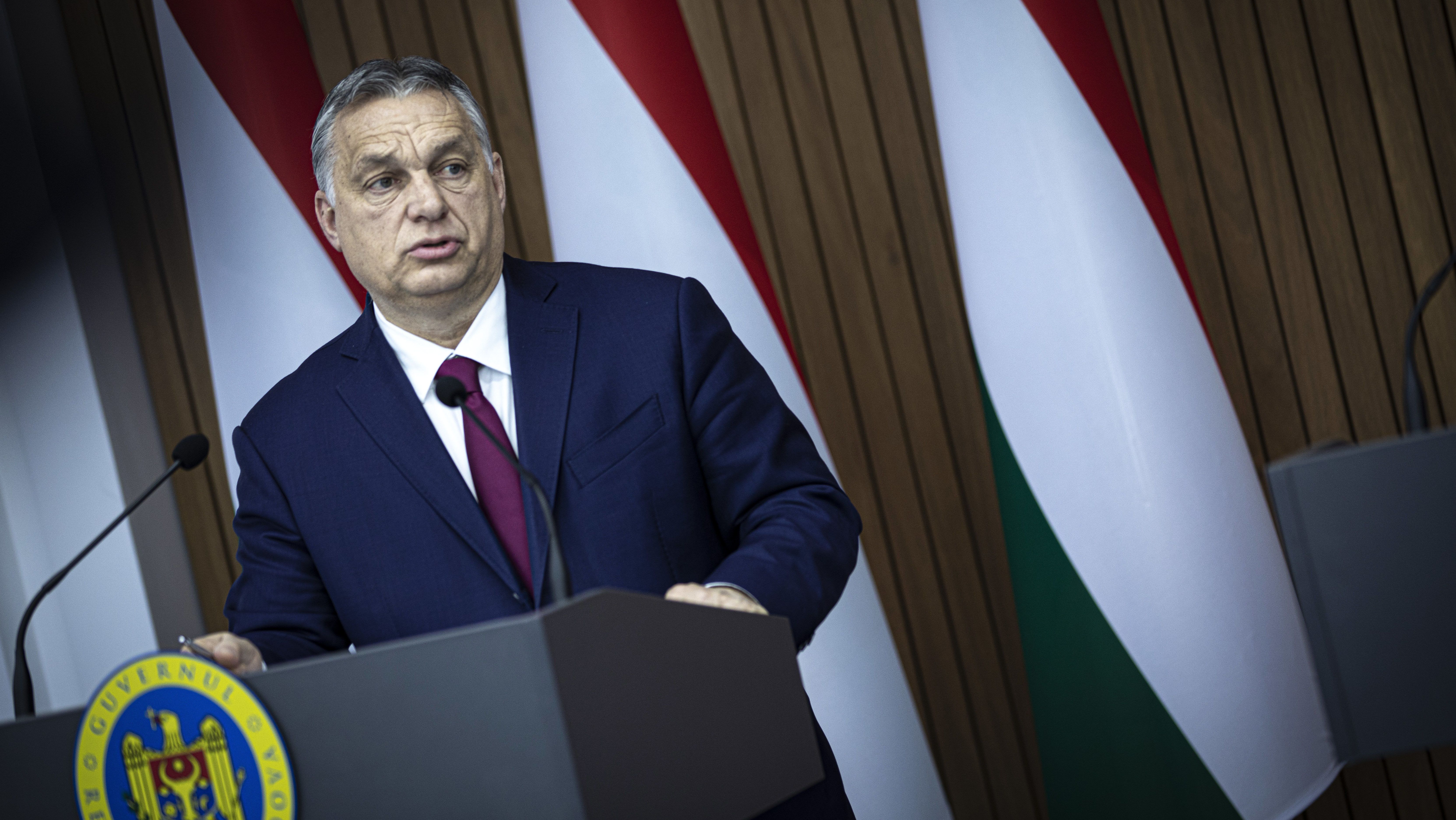 Német lap: Orbán a felhatalmazási törvénnyel saját hatalmának kiterjesztésébe fogott