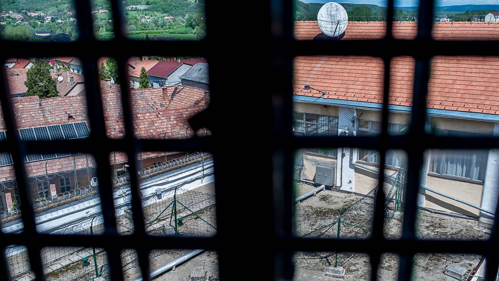 Közös zárkájukban jött rá egy fegyenc, hogy az ő bűne miatt kapott nyolc és fél évet a társa