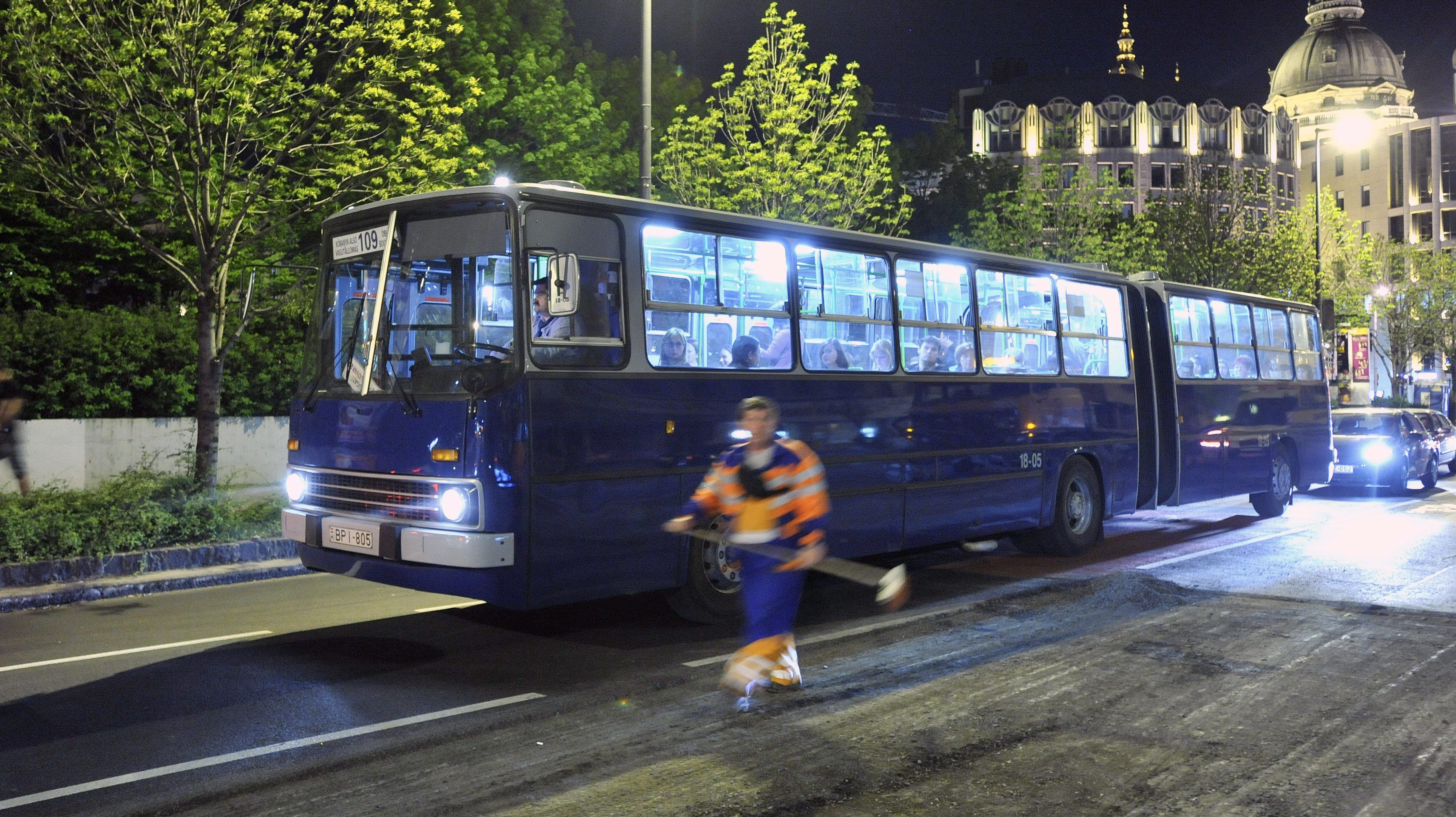 Új éjszakai menetrend lép életbe Budapesten