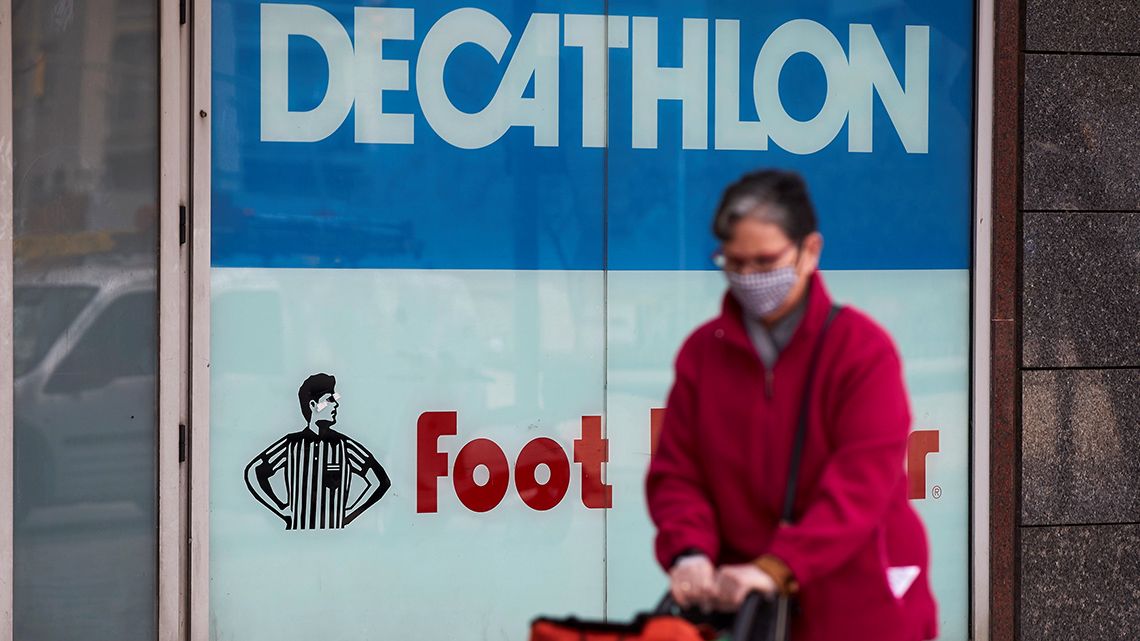 Összes magyarországi boltját bezárja a Decathlon