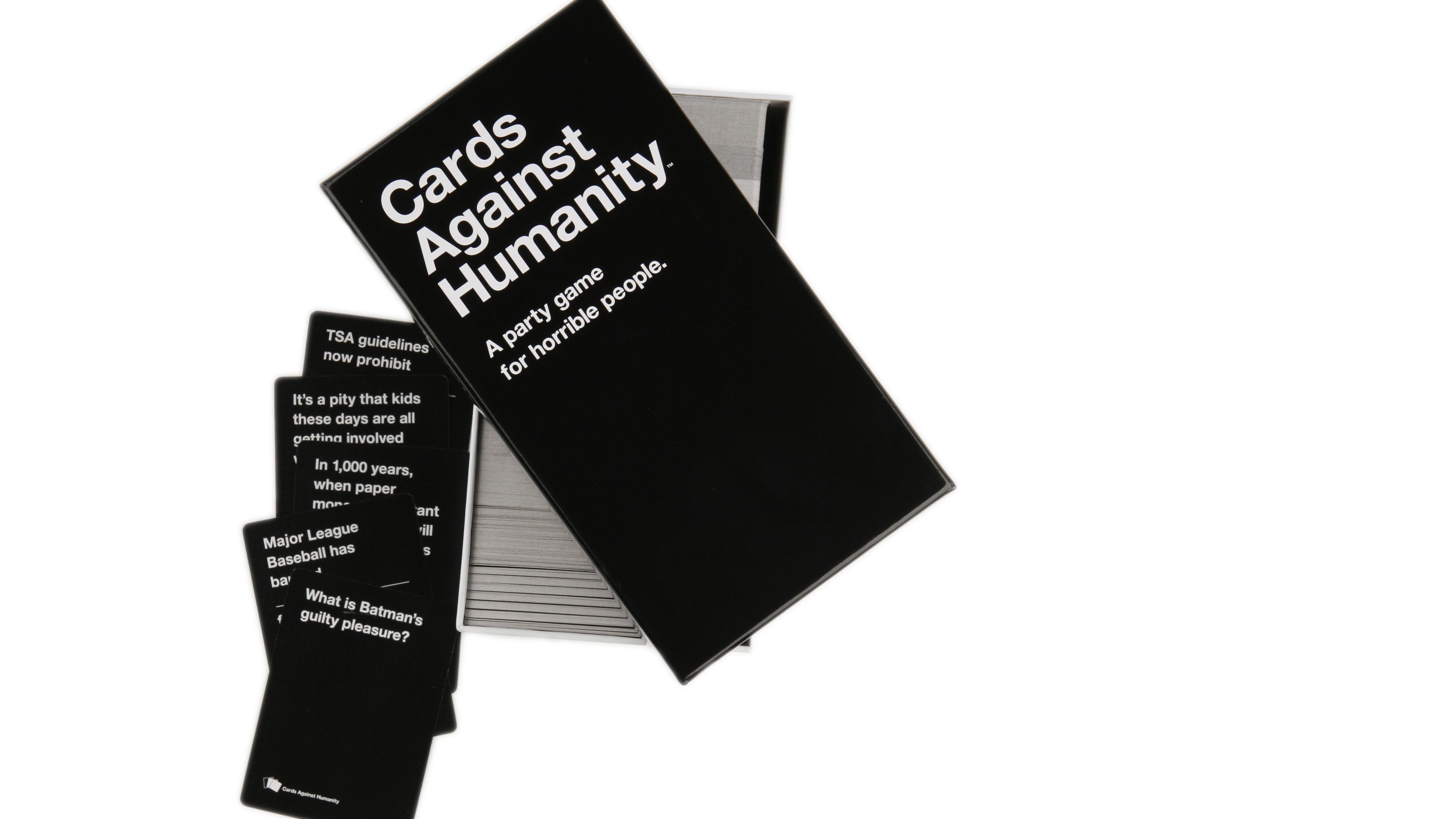 Ingyen és online játszhatunk már barátainkkal a Cards Against Humanityvel