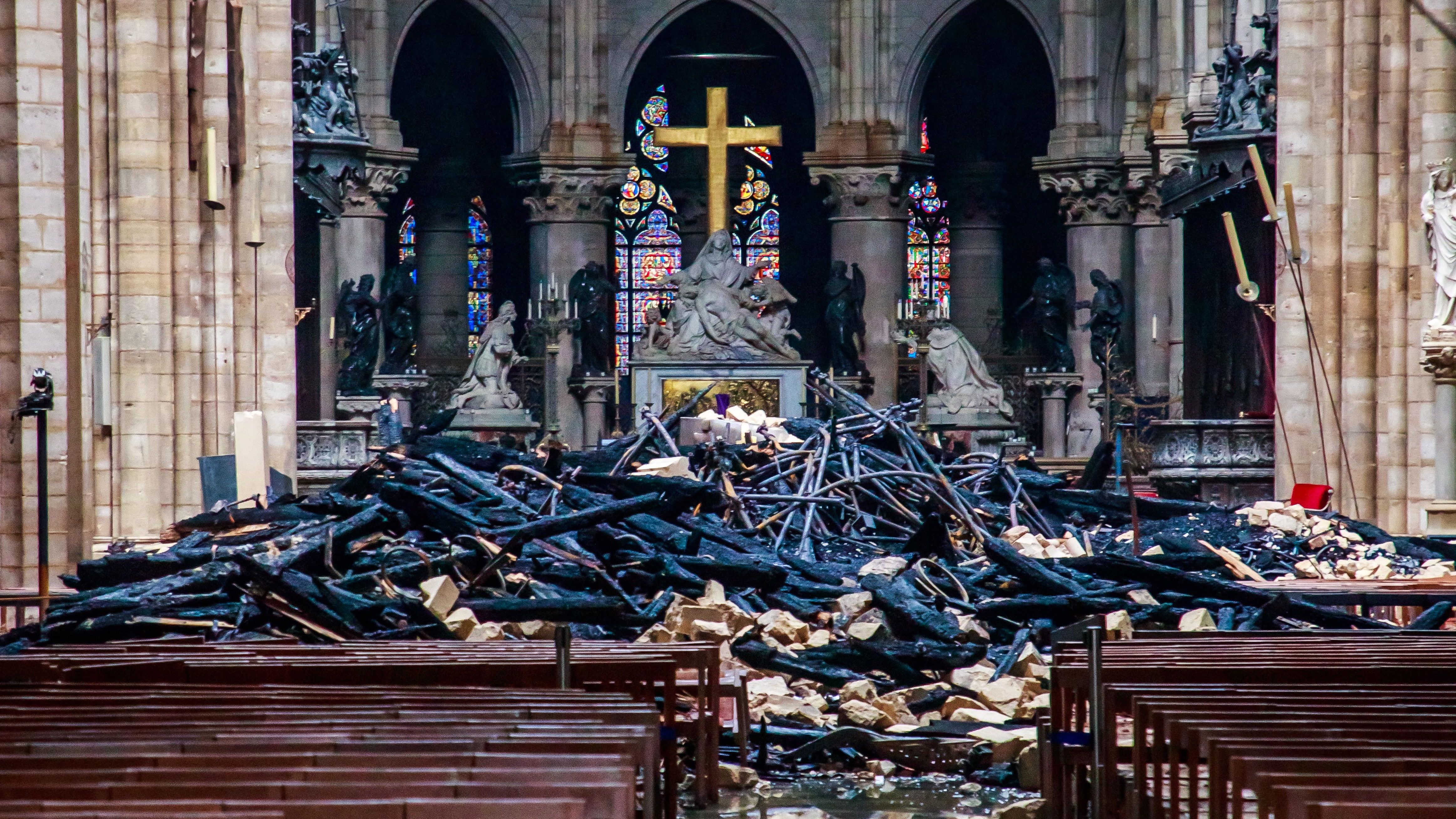 Notre-Dame-tragédia: Harangozással emlékeznek meg a tűzvész egyéves évfordulójáról