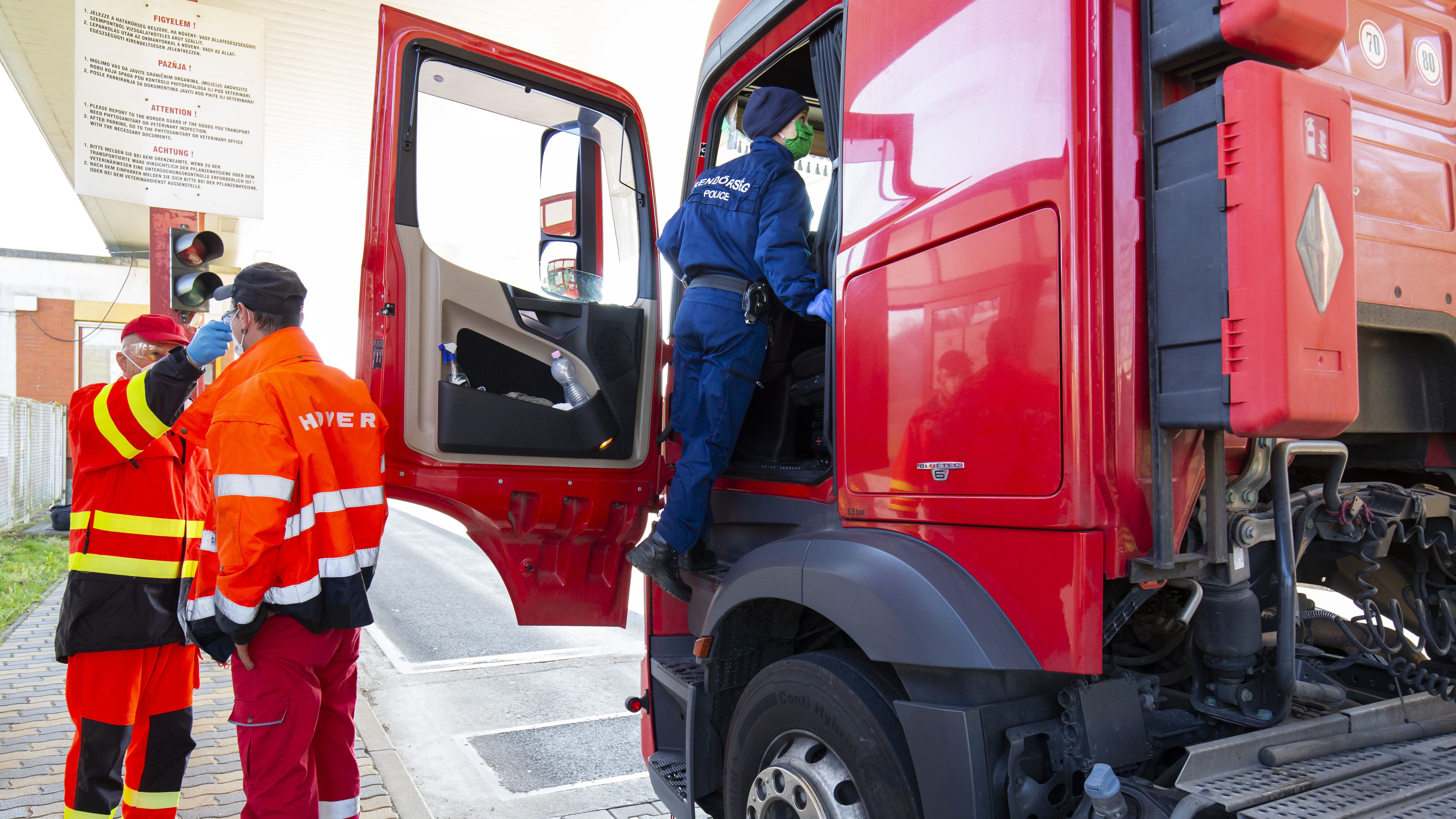 Május végéig maradnak a pihenőidőre vonatkozó szabályok a kamionosoknál