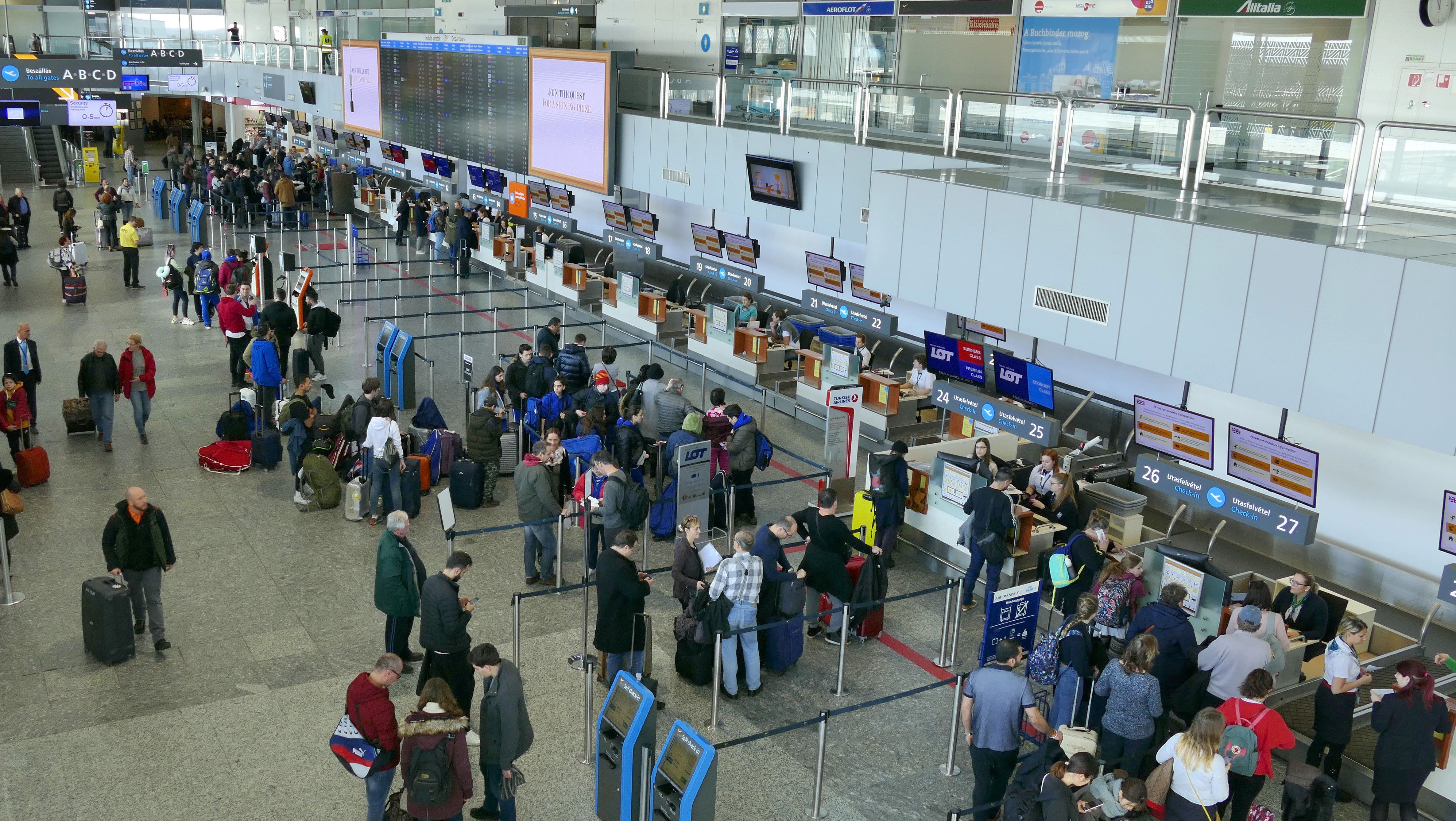 Elküldi dolgozói egy részét a Budapest Airport