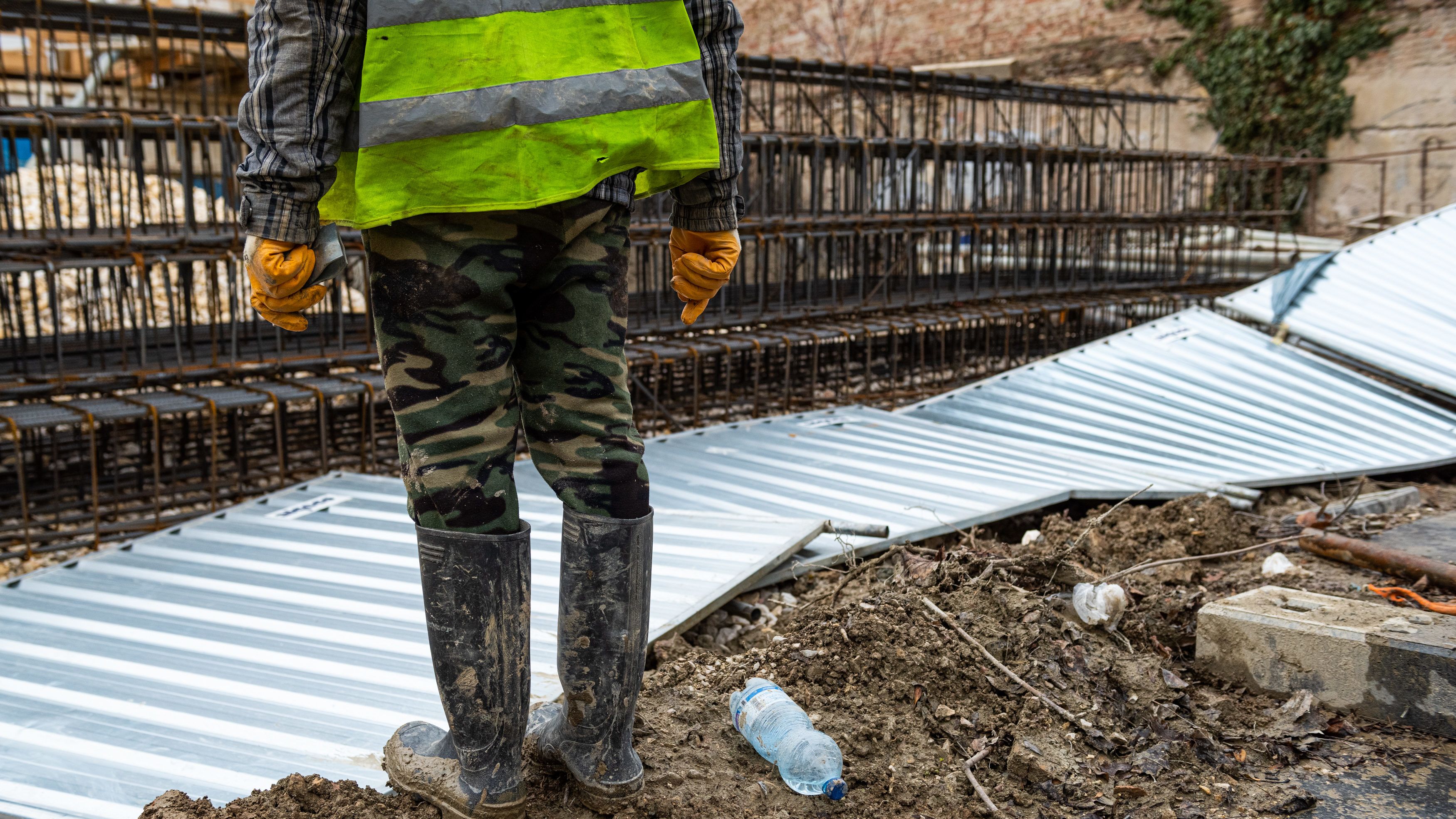 Egymilliárdért épít tanuszodát Téten Mészáros Lőrinc érdekeltsége