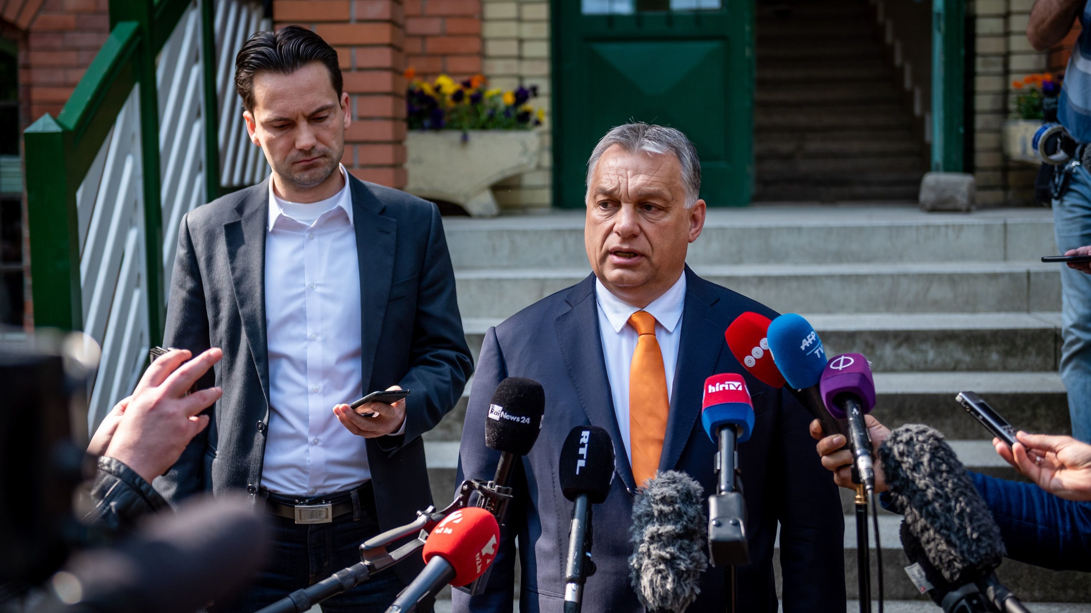 Orbán: május végén visszaadhatjuk a parlamentnek a különleges felhatalmazást