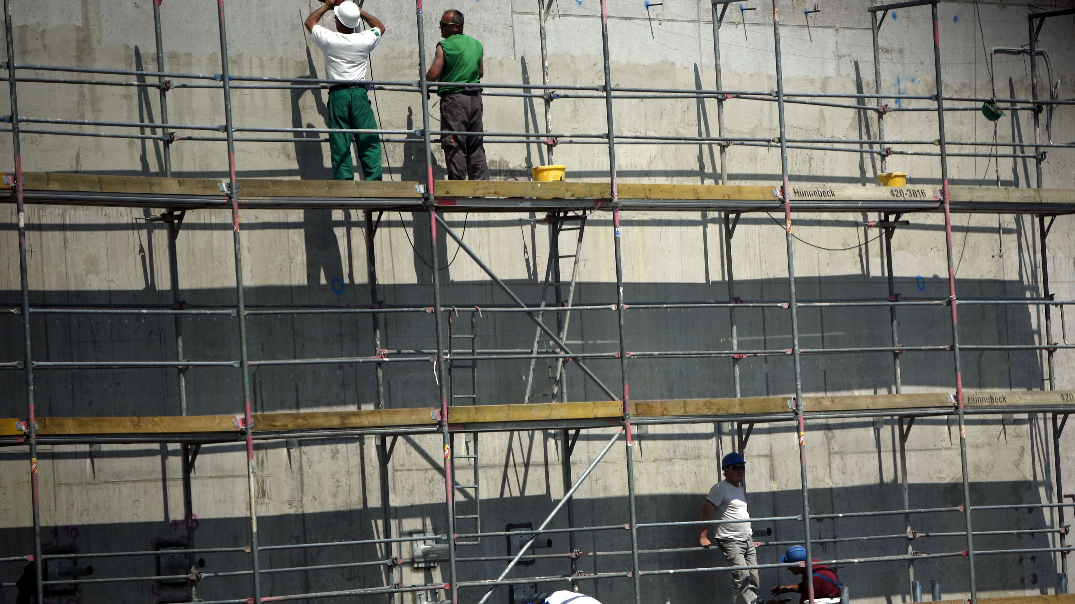 80 milliárd forintos munkahelyteremtő program indul