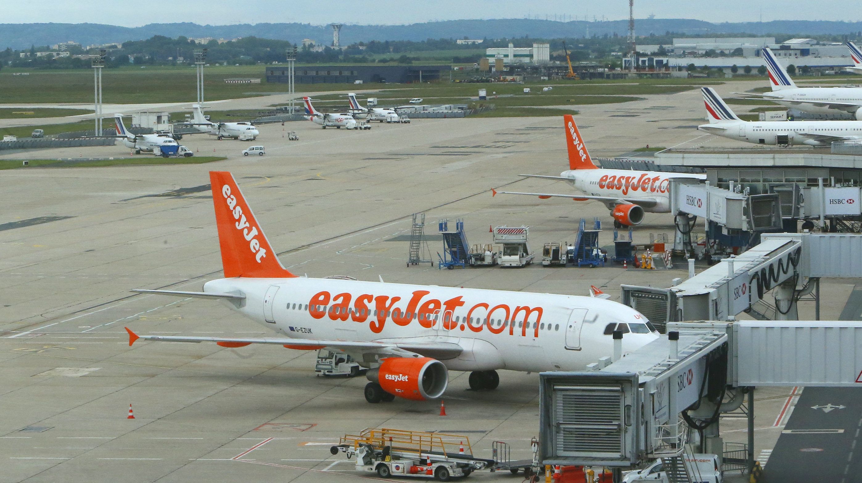 Június 15-től újra repülnek az easyJet gépei