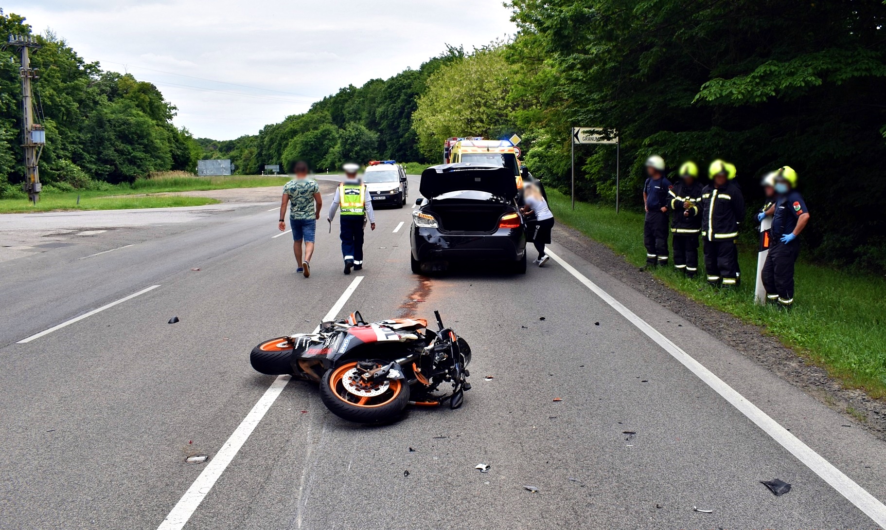 50 milliós kokaincsomaggal szenvedett balesetet egy motoros Pécsnél