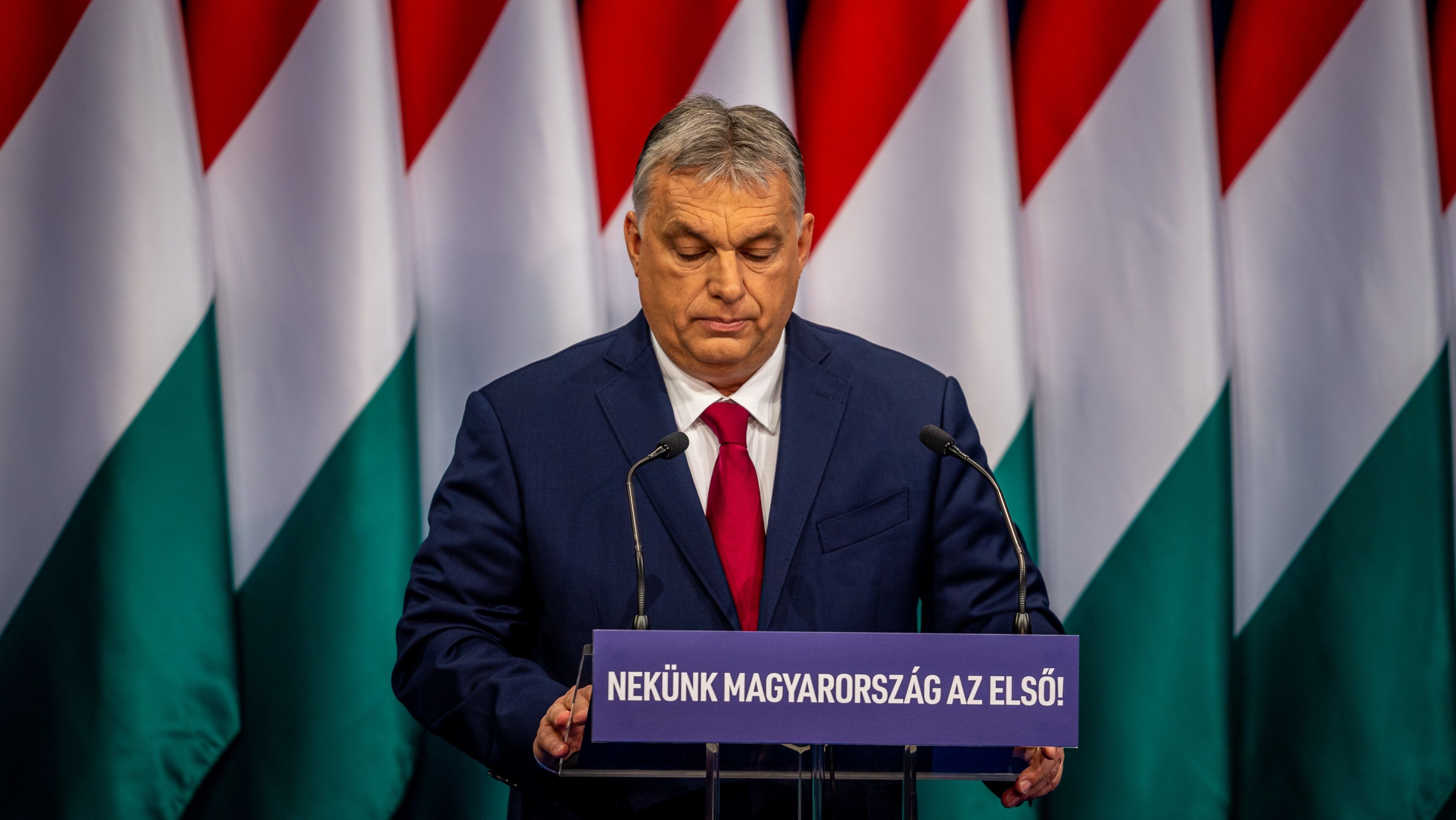 Orbán lesöpörte a rokkantnyugdíjak alkotmánysértő csökkentéséről szóló kérdést