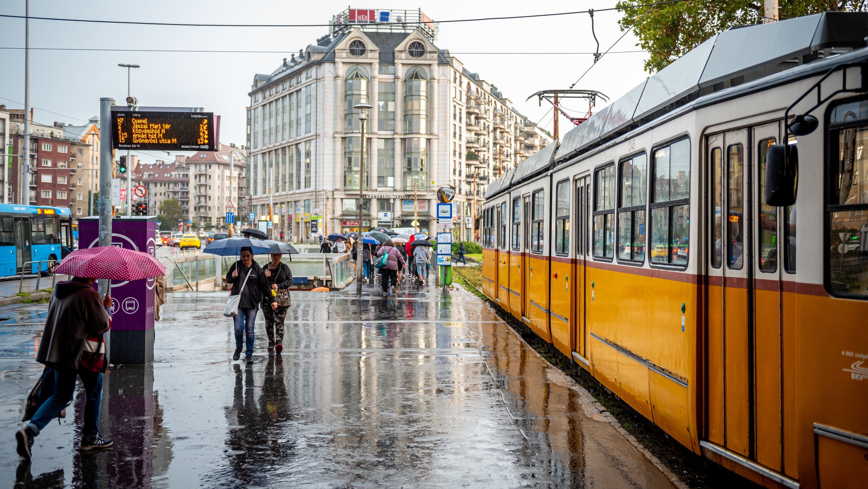 A szabadtéri programokat érdemes szombatra időzíteni, mert vasárnap borzalmas idő lesz