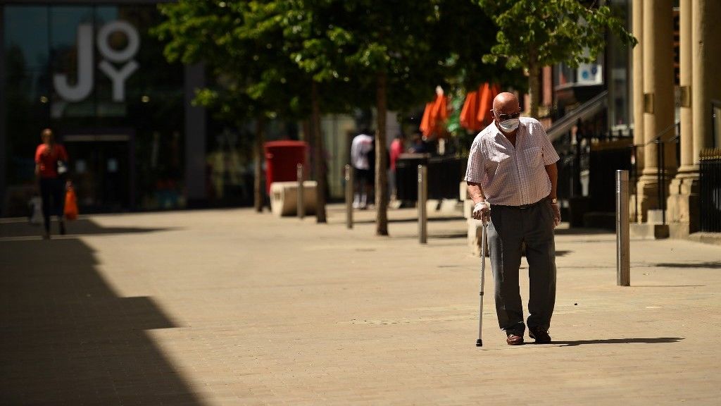 A britek egy egészen másféle statisztikát is vezetnek a koronavírus áldozatairól