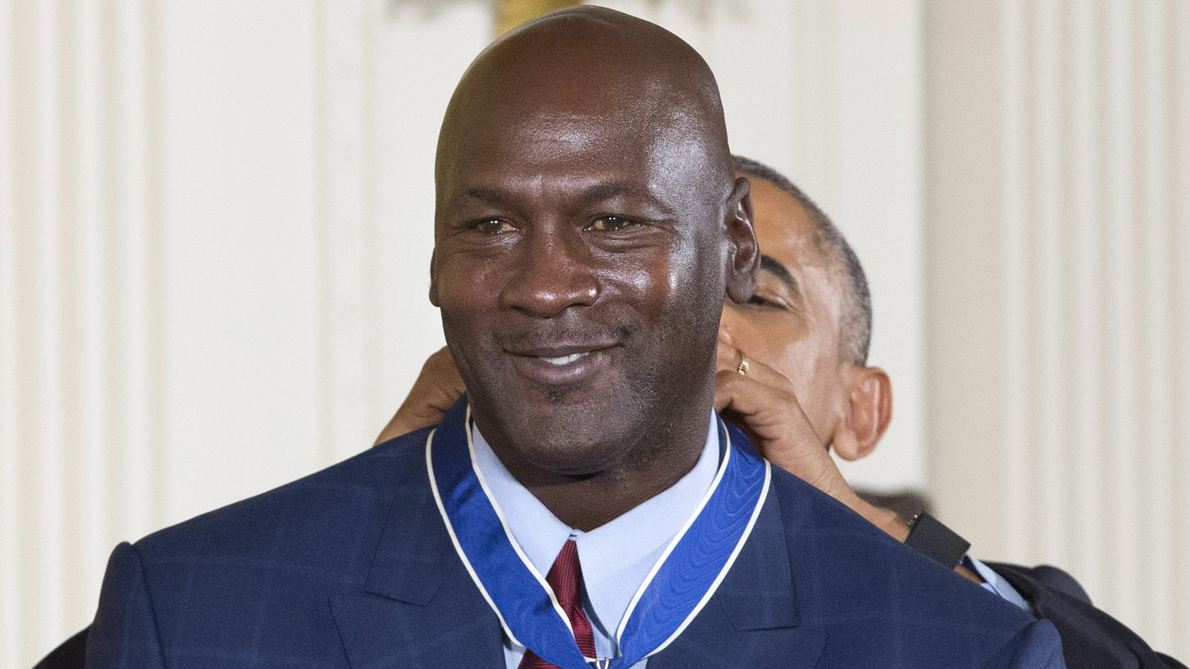 Michael Jordan kiakadt George Floyd halálán: brutál pénzt adományoz