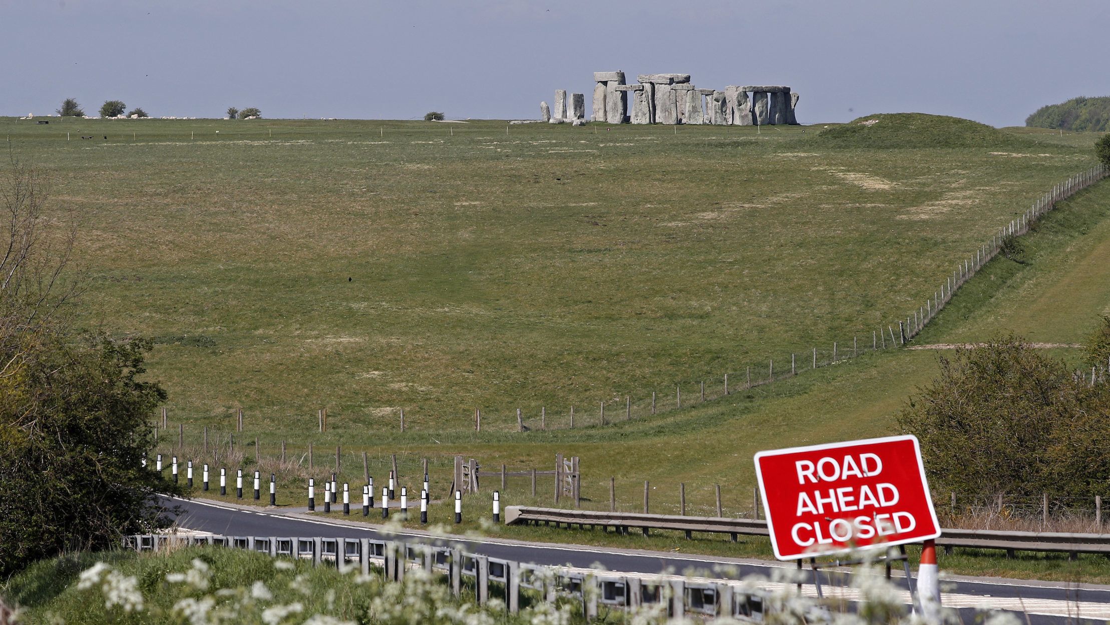 Milliók követték a nyári napfordulót a Stonehenge-nél, de az idén csak online