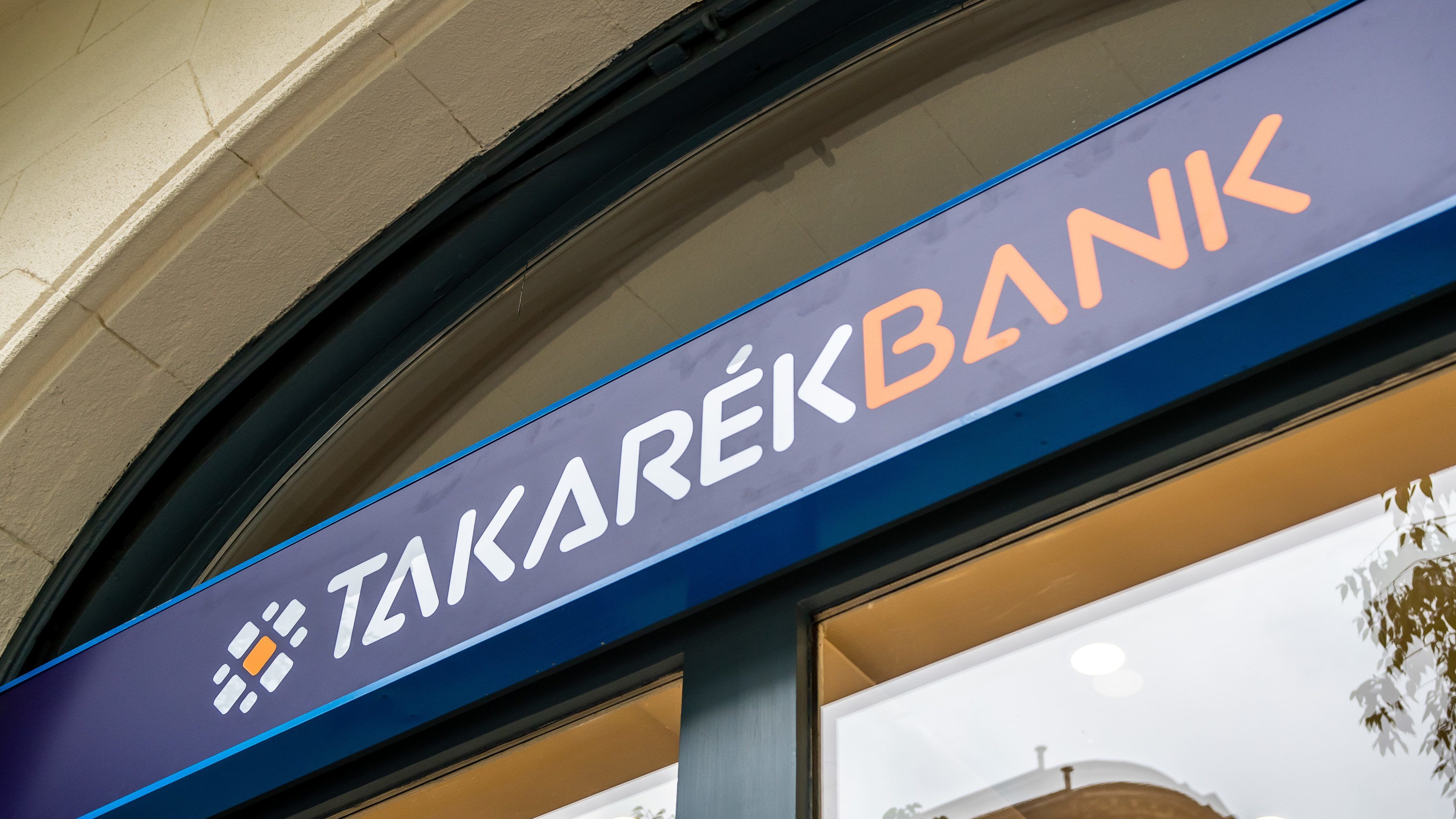 Pénztári és könyvelési bankszünnapok jönnek a Takarékbanknál