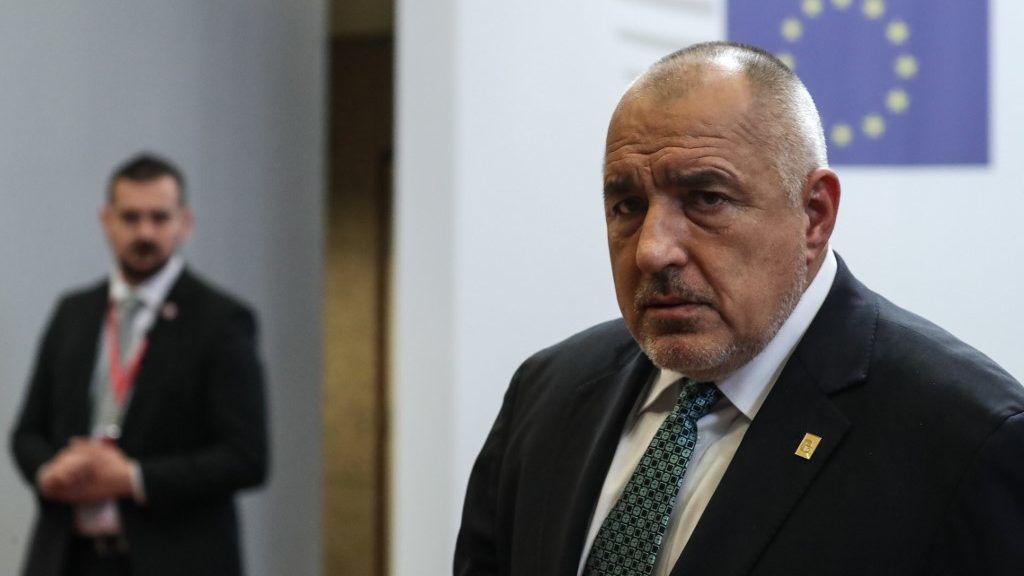 Megbírságolták a bolgár miniszterelnököt, mert nem viselt szájmaszkot