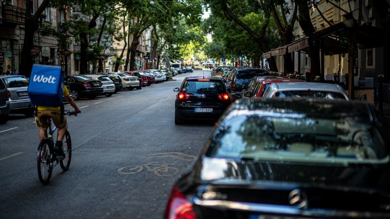 Drágul a parkolás Budapesten