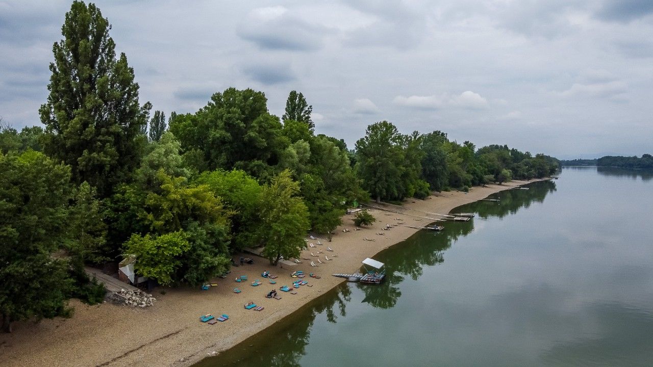 Civilek szerint veszélyes lehet a föveny a Rómain