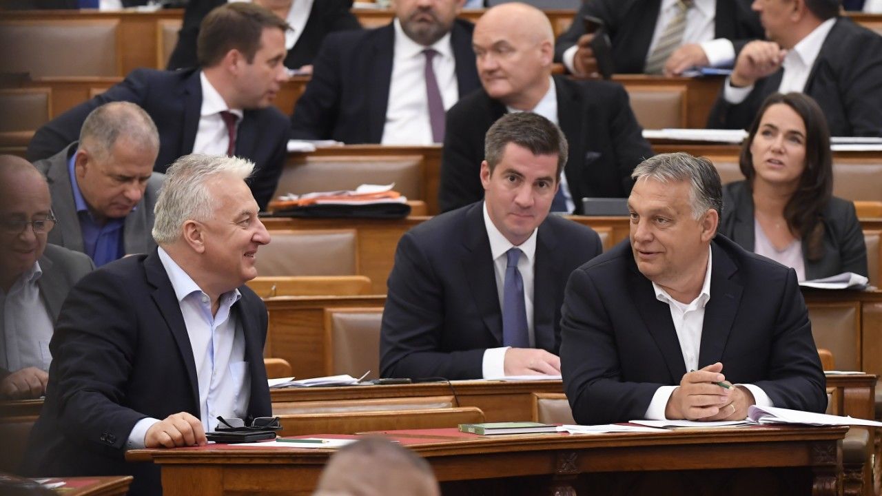 Orbán: A Jobbik hűségesküt tett Sorosnak, Mekk mesterekkel akarják felújítani a Lánchidat