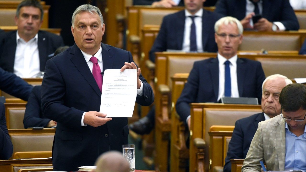 Orbán az országgyűlésről: A vadászszezonnak vége