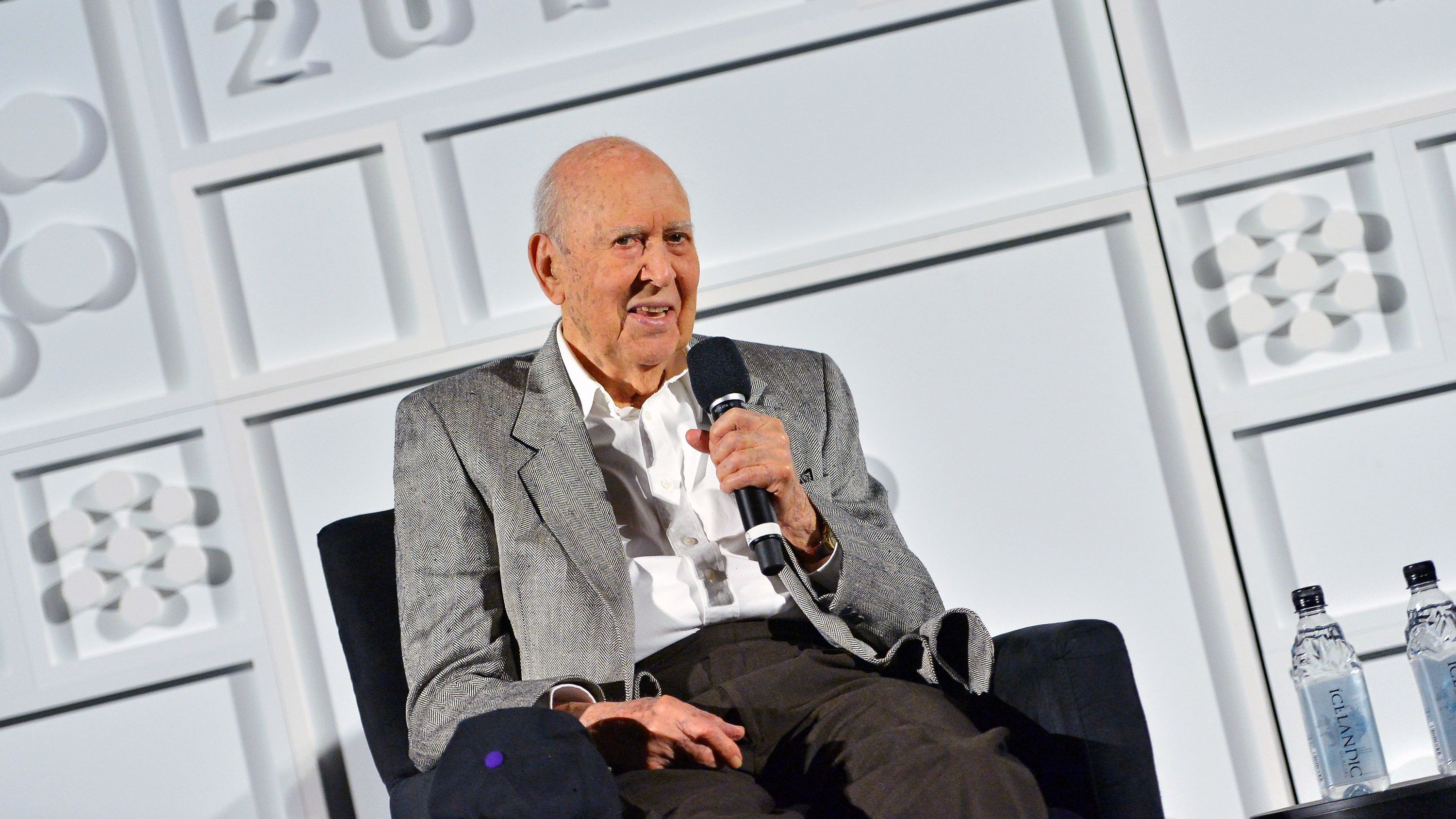 Meghalt Carl Reiner