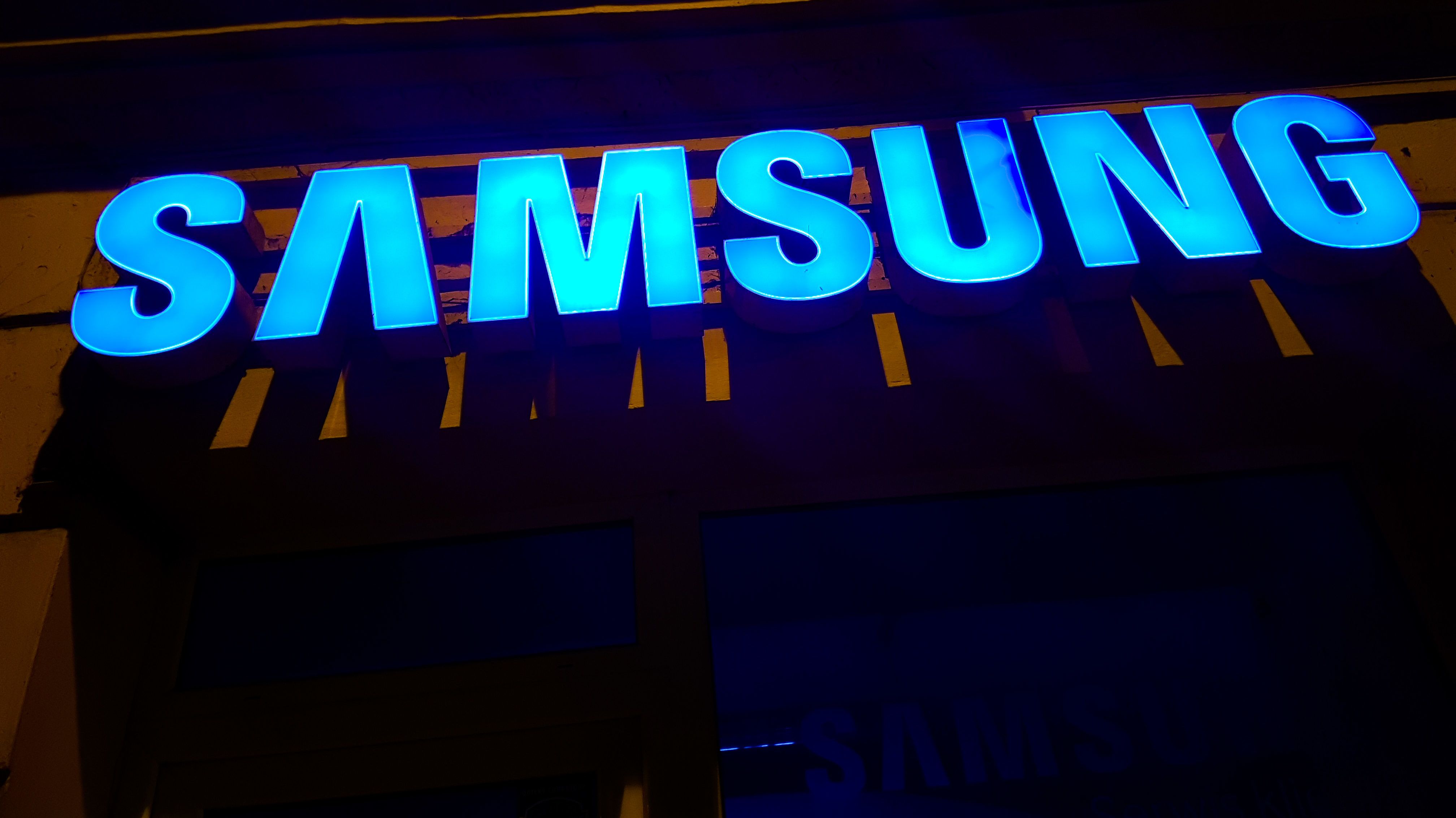 Brutális aksit kaphat a Samsung Galaxy M41