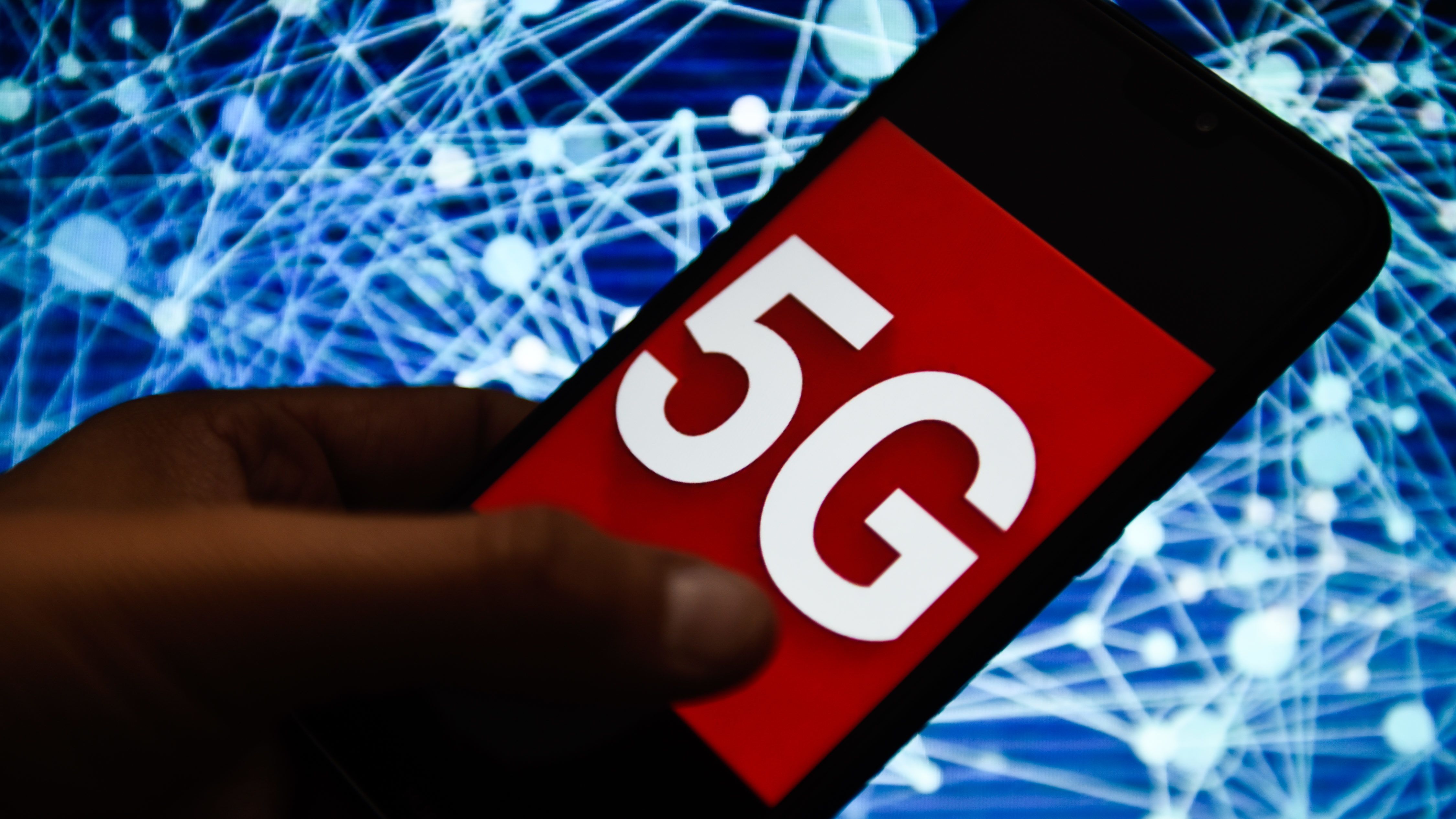 Kínában elkezdték kapkodni az 5G-s okostelefonokat