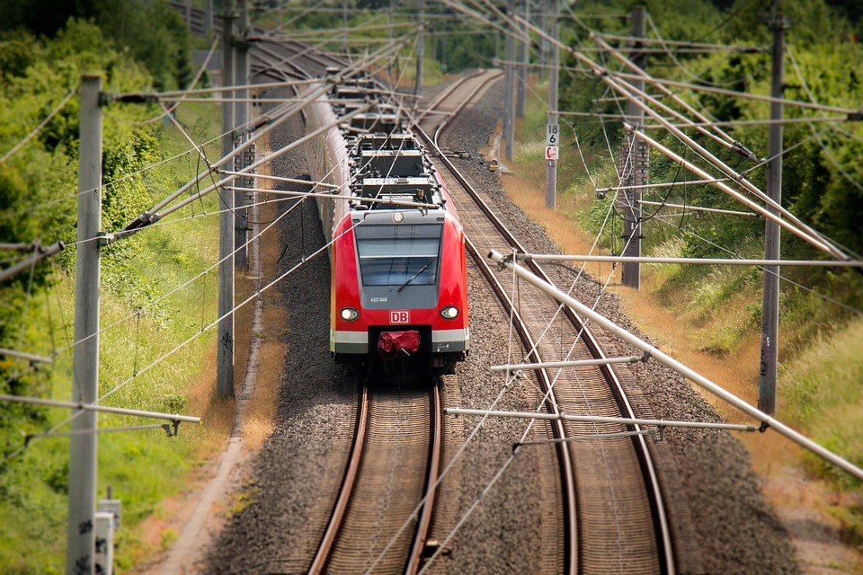 Nem lehet Szerbiába utazni vonattal holnaptól