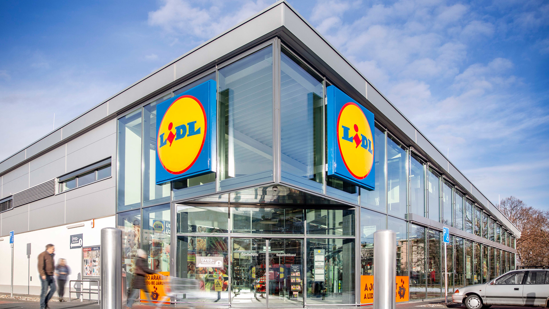 Visszahív a Lidl egy paradicsomszószos-kukoricás babkonzervet, mert bepenészedhet