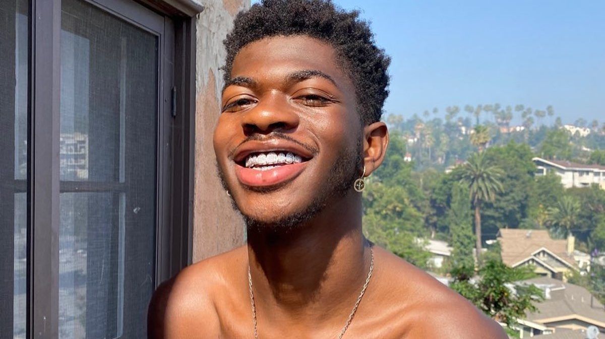 Lil Nas X zseniálisan reagált, amikor valaki azt mondta, „nem is igazán meleg”