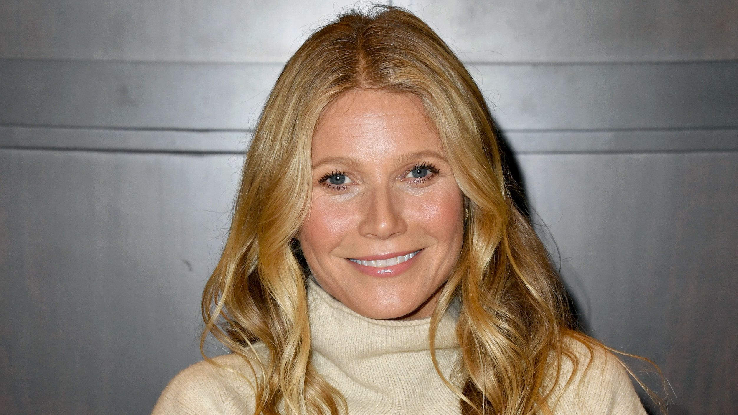 Rob Lowe fia reagált arra, hogy az anyja orális szexre tanította Gwyneth Paltrow-t